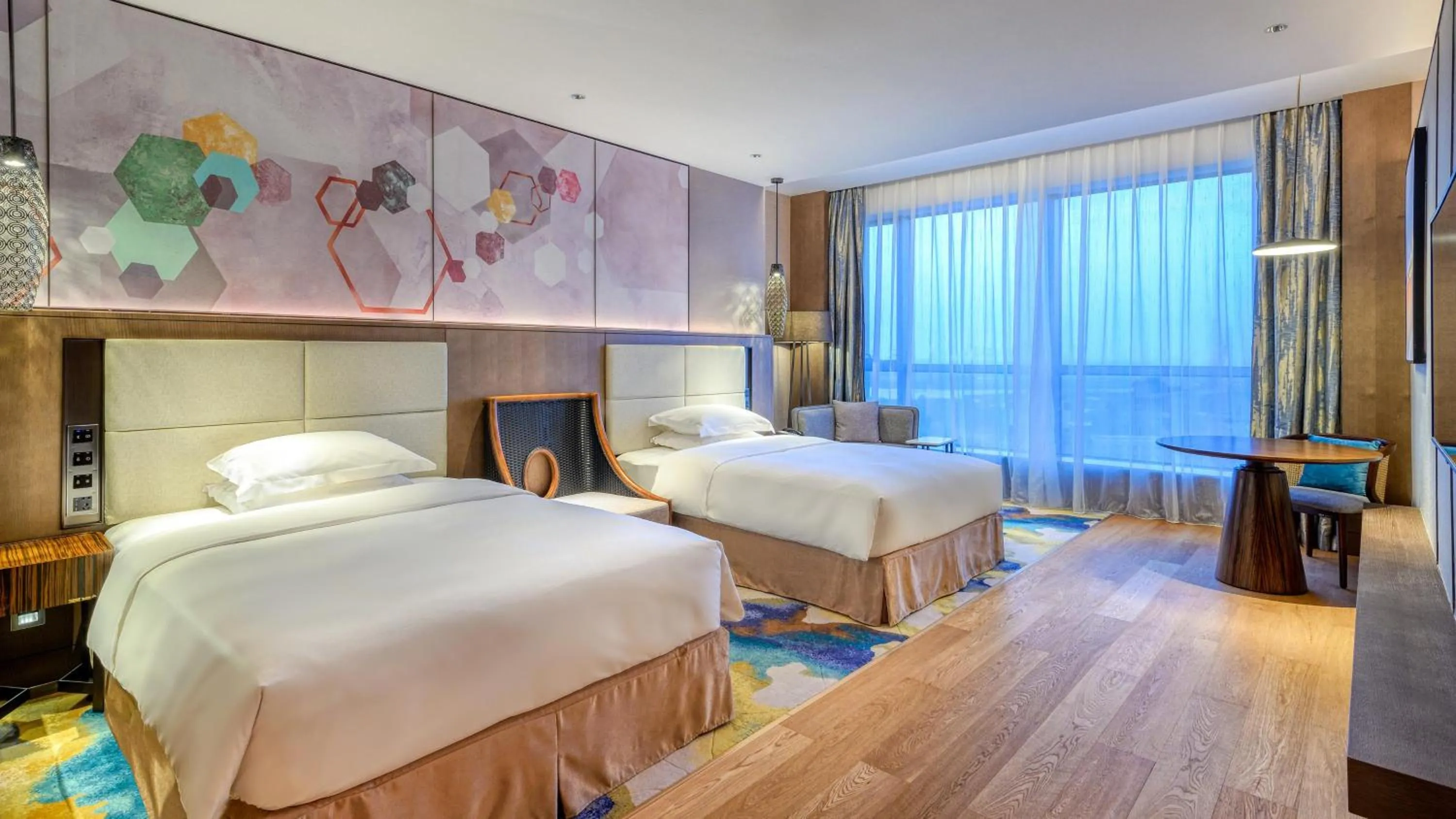 Photo of the whole room, Bed in Crowne Plaza Beihai Silver Beach by IHG