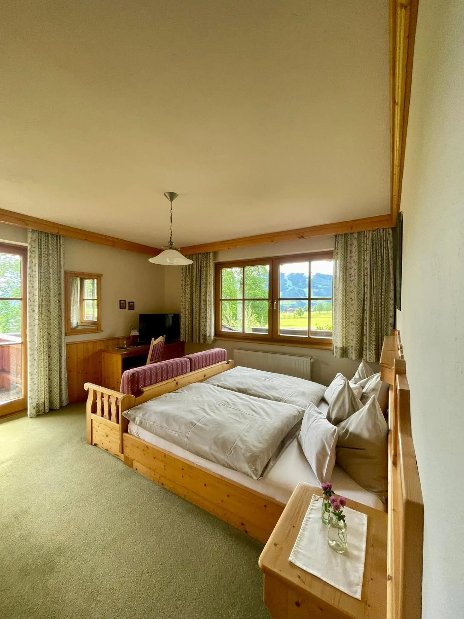 Bed in Pension Möslehnerhof