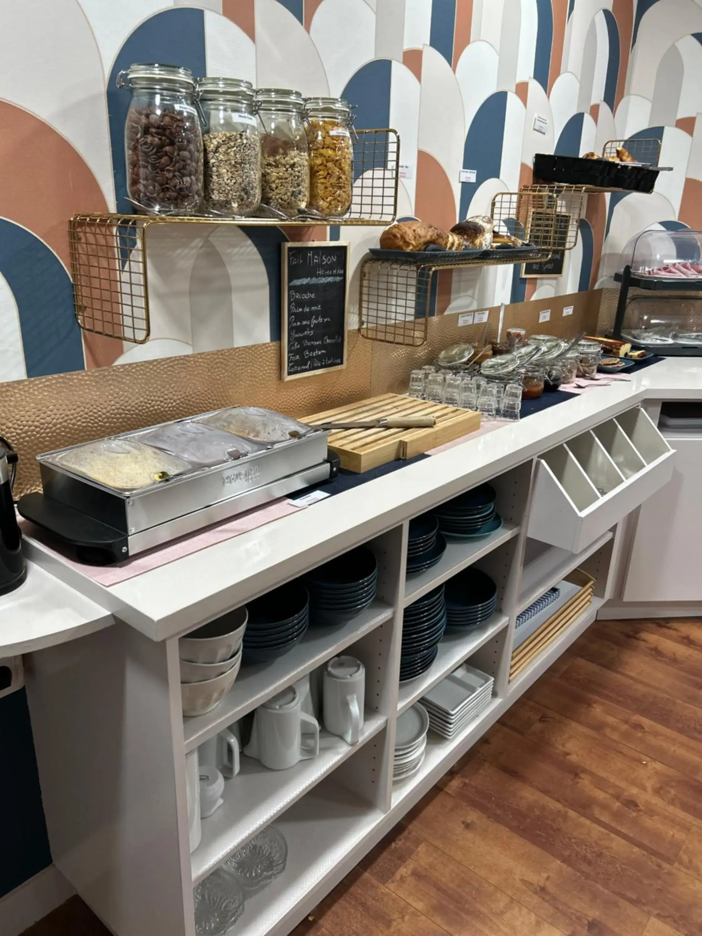 Food in Cit'Hotel le Challonge Food in Cit'Hotel le Challonge