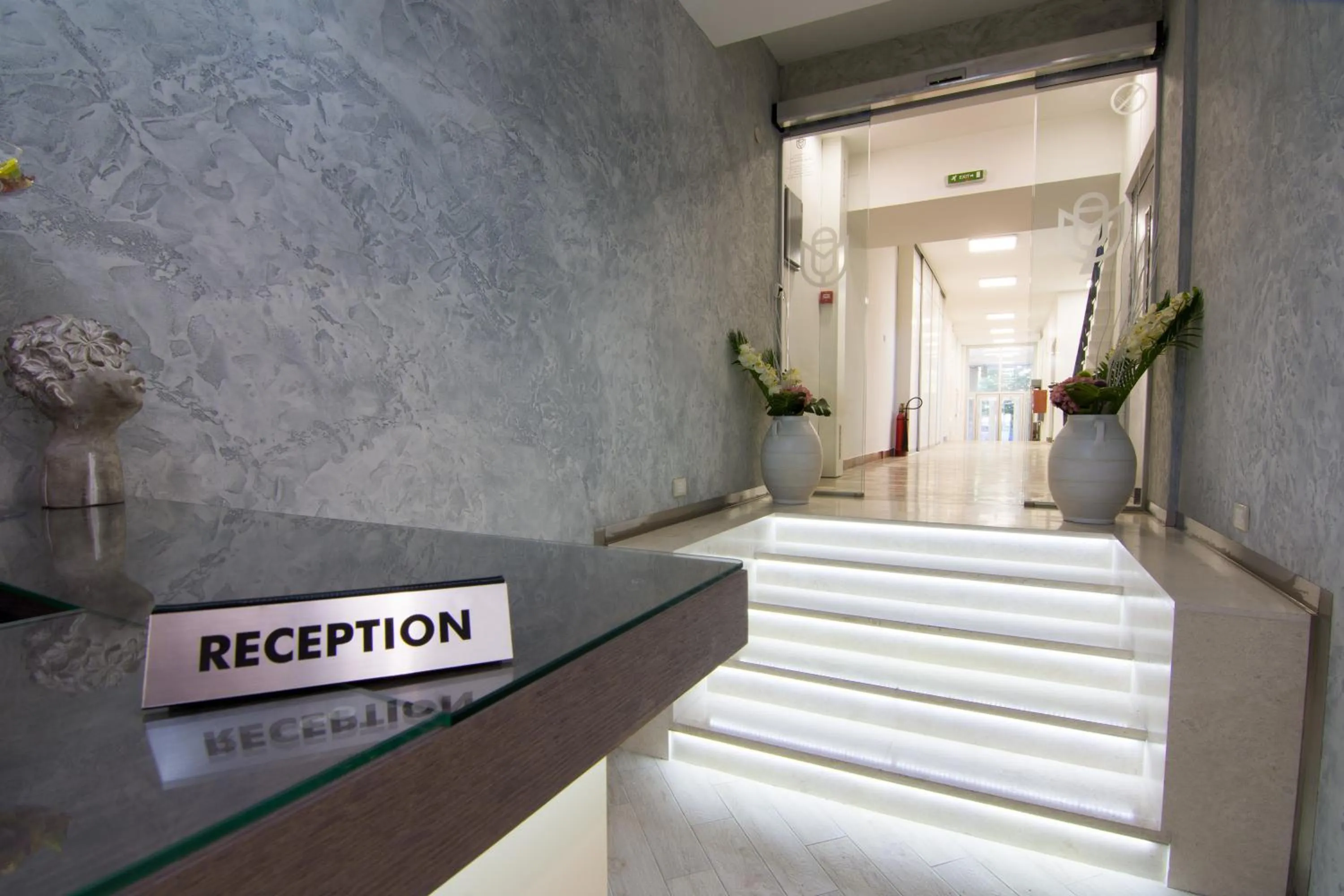Lobby or reception in Omia