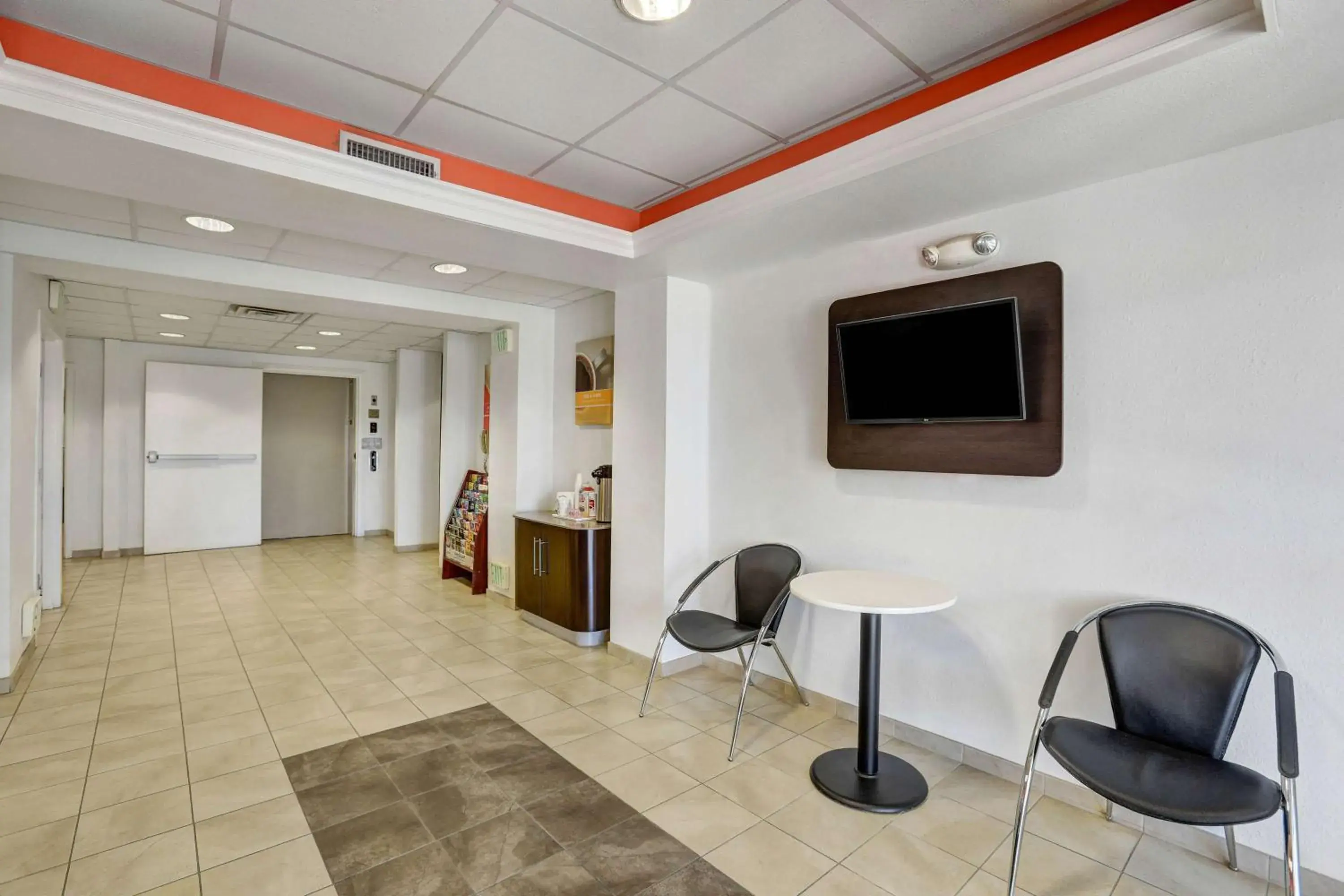 Lobby or reception in Motel 6-Lemoore, CA Lobby or reception in Motel 6-Lemoore, CA