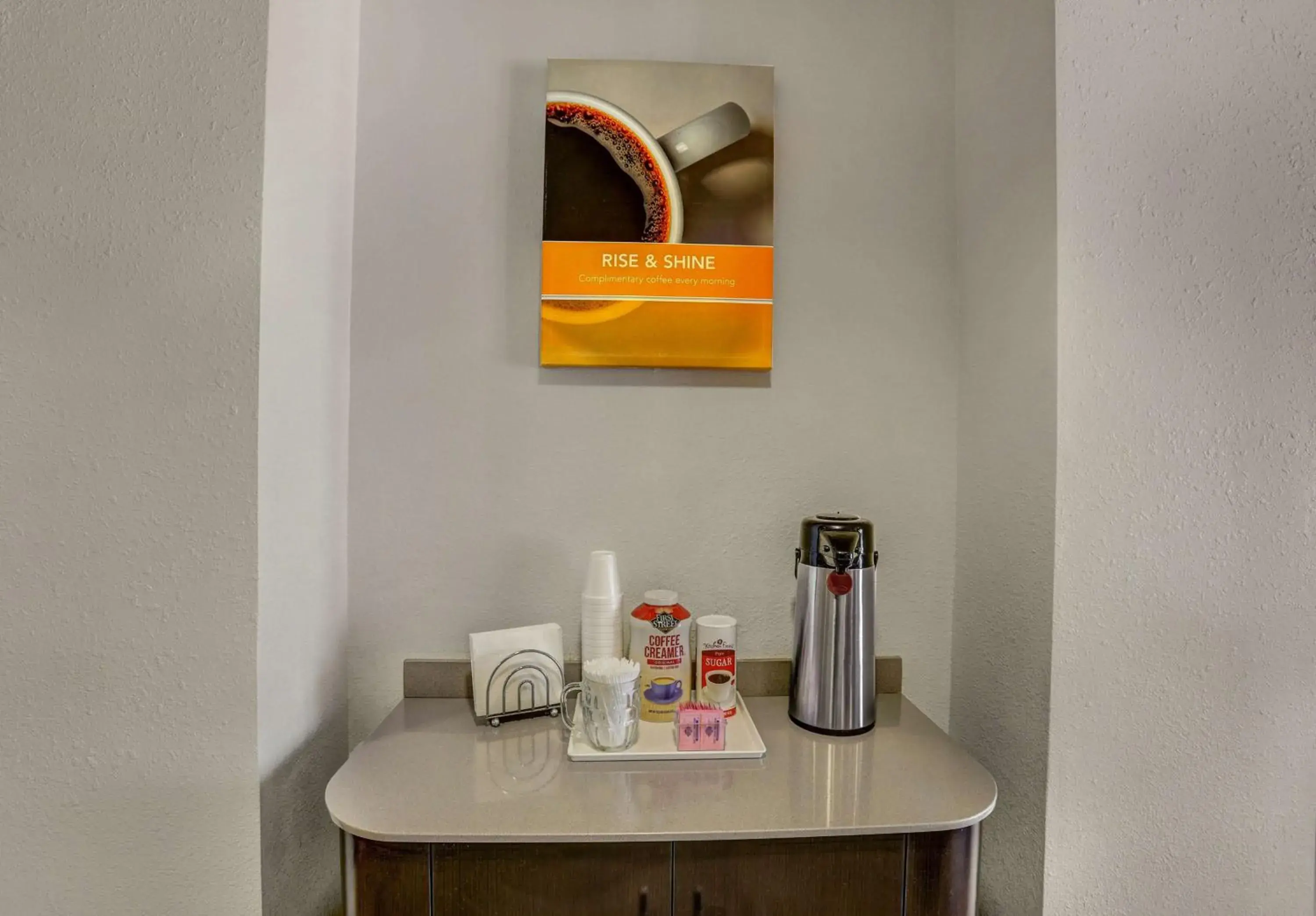 Restaurant/places to eat in Motel 6-Lemoore, CA Restaurant/places to eat in Motel 6-Lemoore, CA