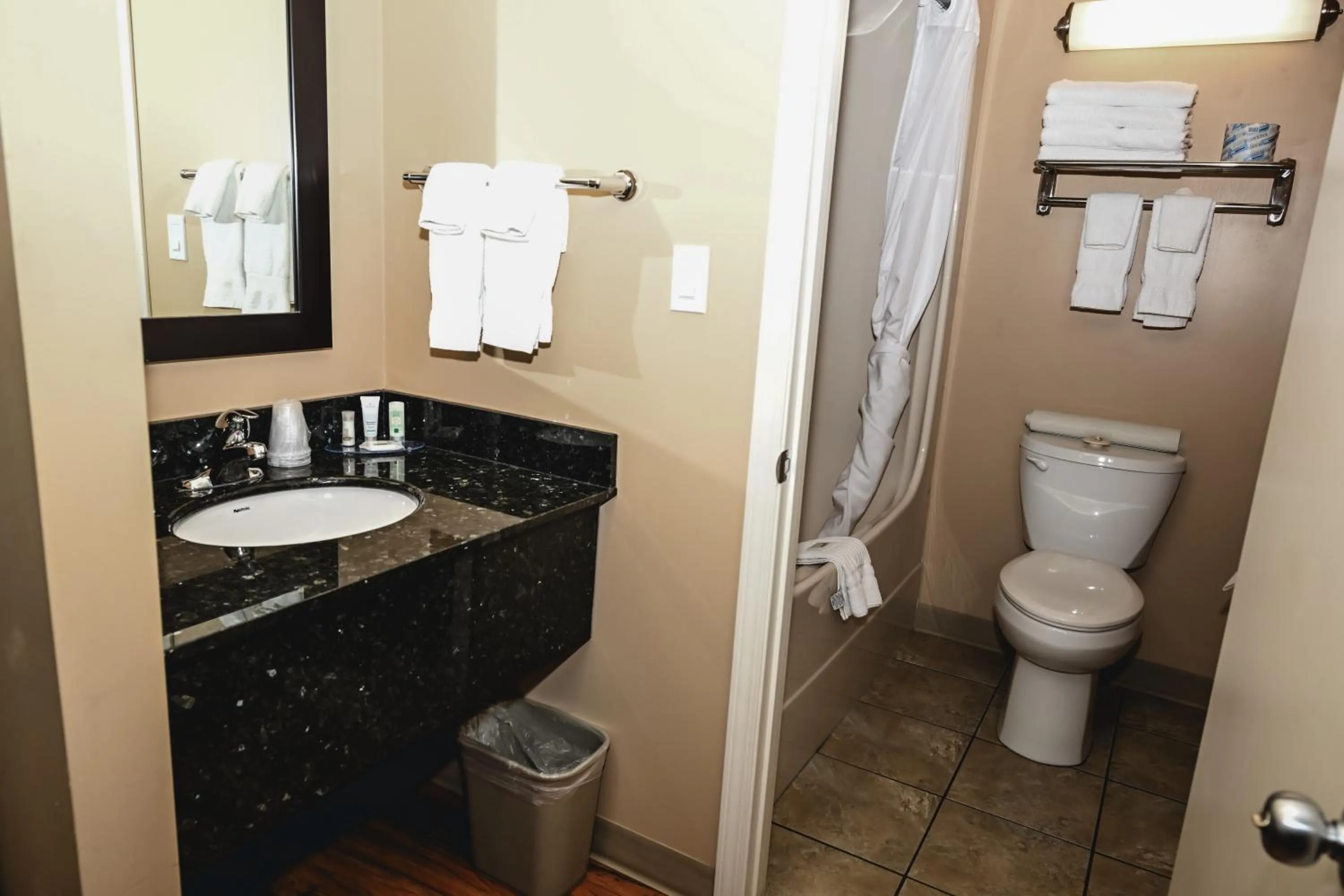 Bathroom in Quality Hotel & Conference Centre