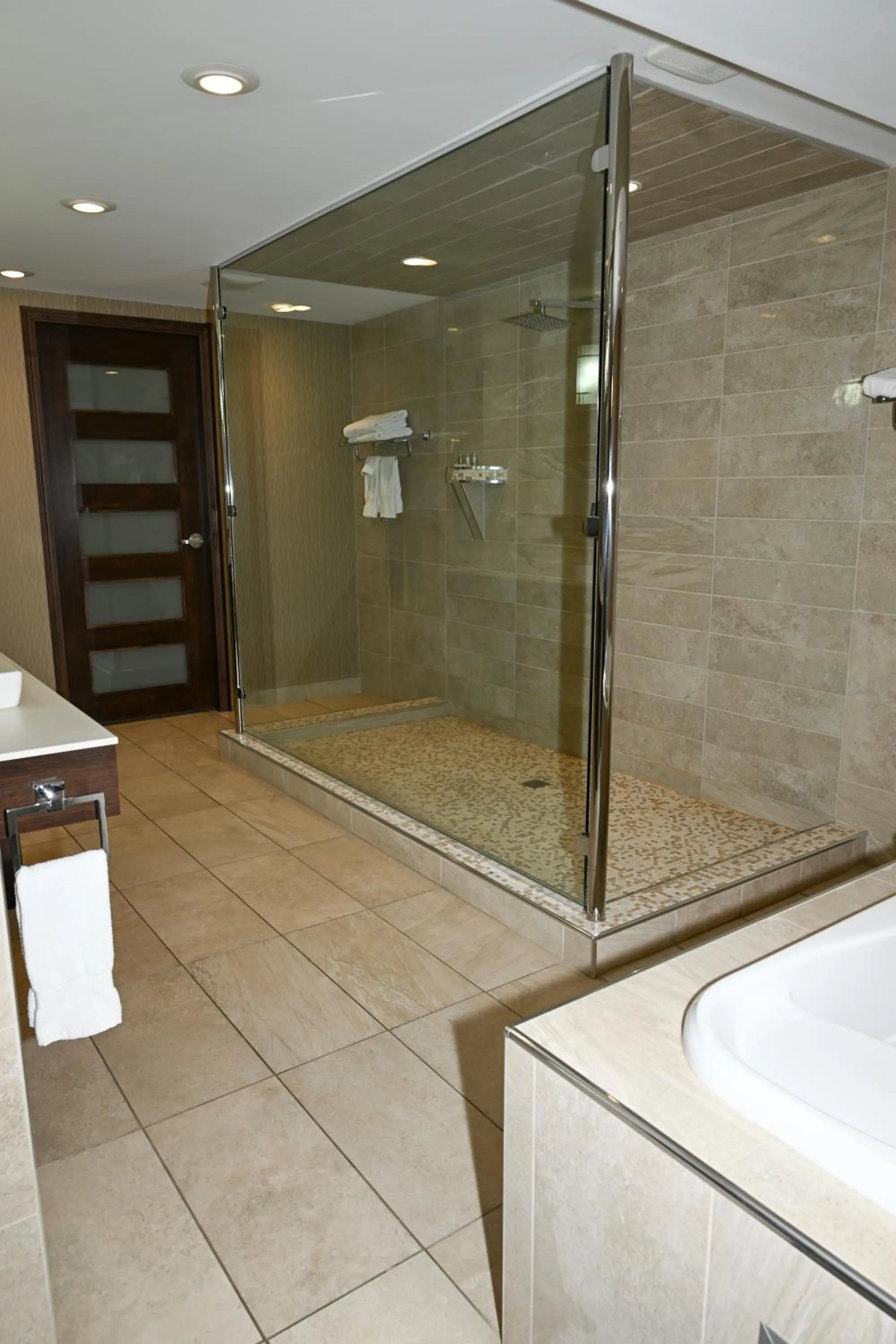 Shower in Quality Hotel & Conference Centre