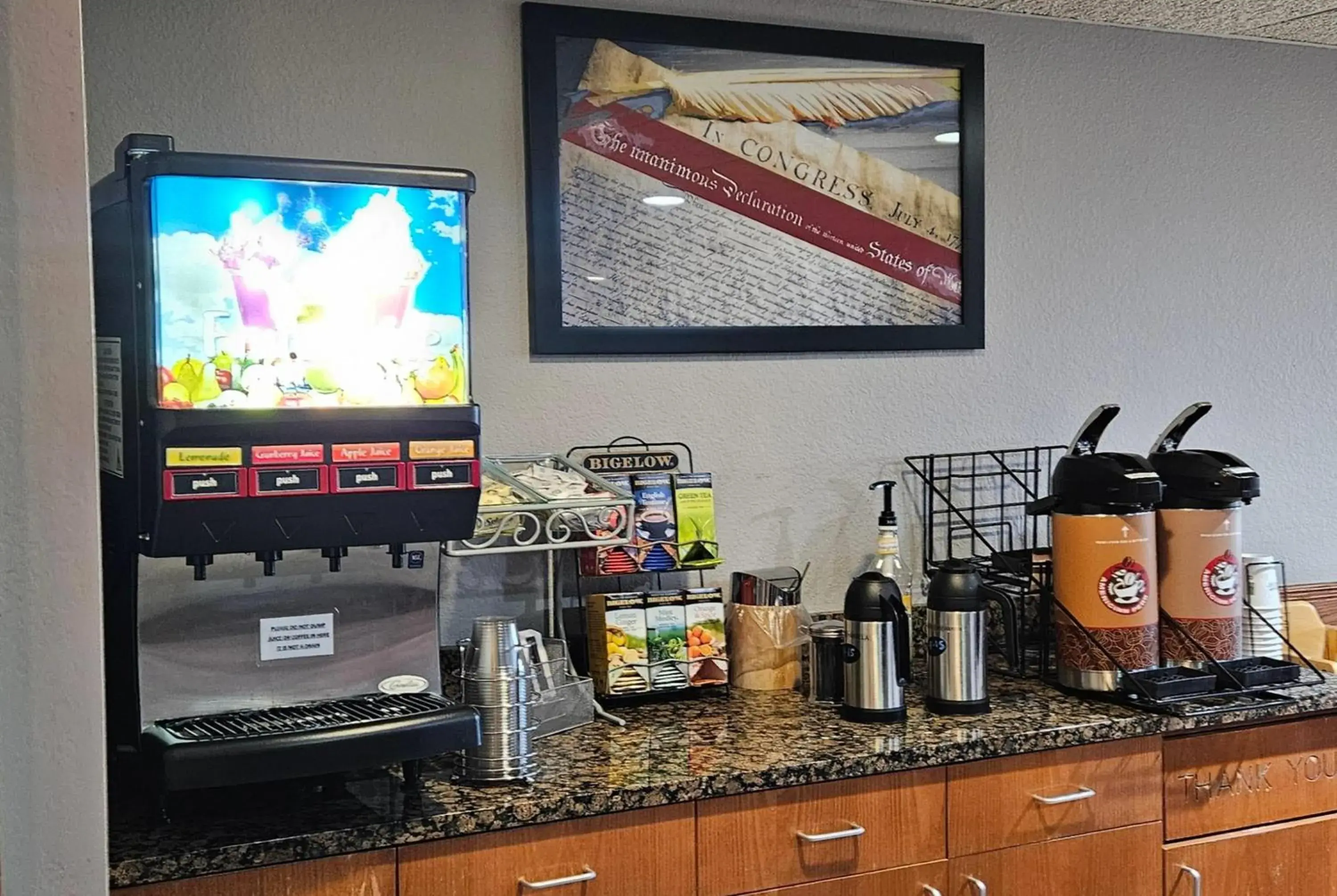 Restaurant/places to eat in AmericInn by Wyndham Marshall Restaurant/places to eat in AmericInn by Wyndham Marshall