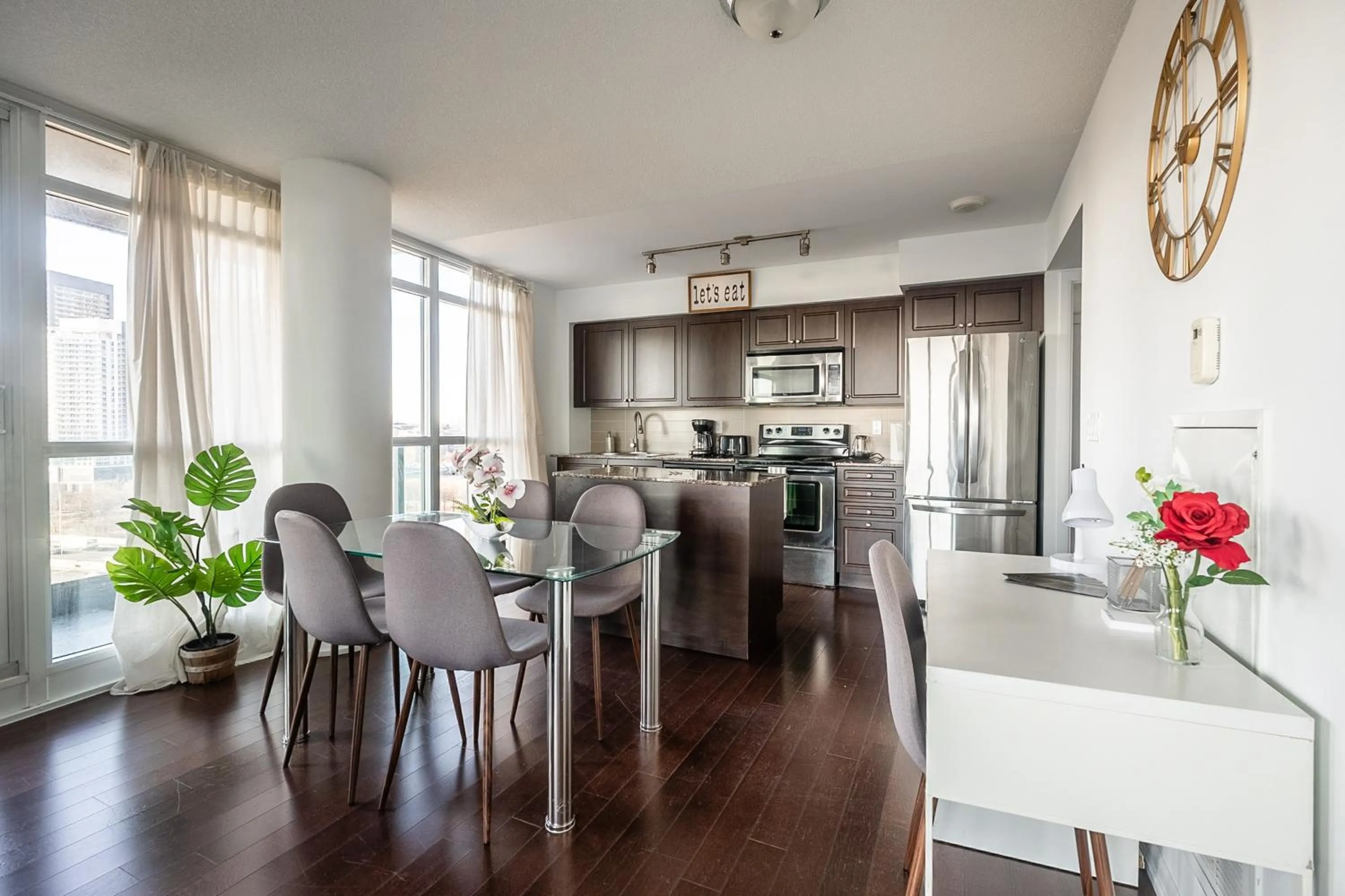 Kitchen or kitchenette in GLOBALSTAY Magnificent Condos in DT