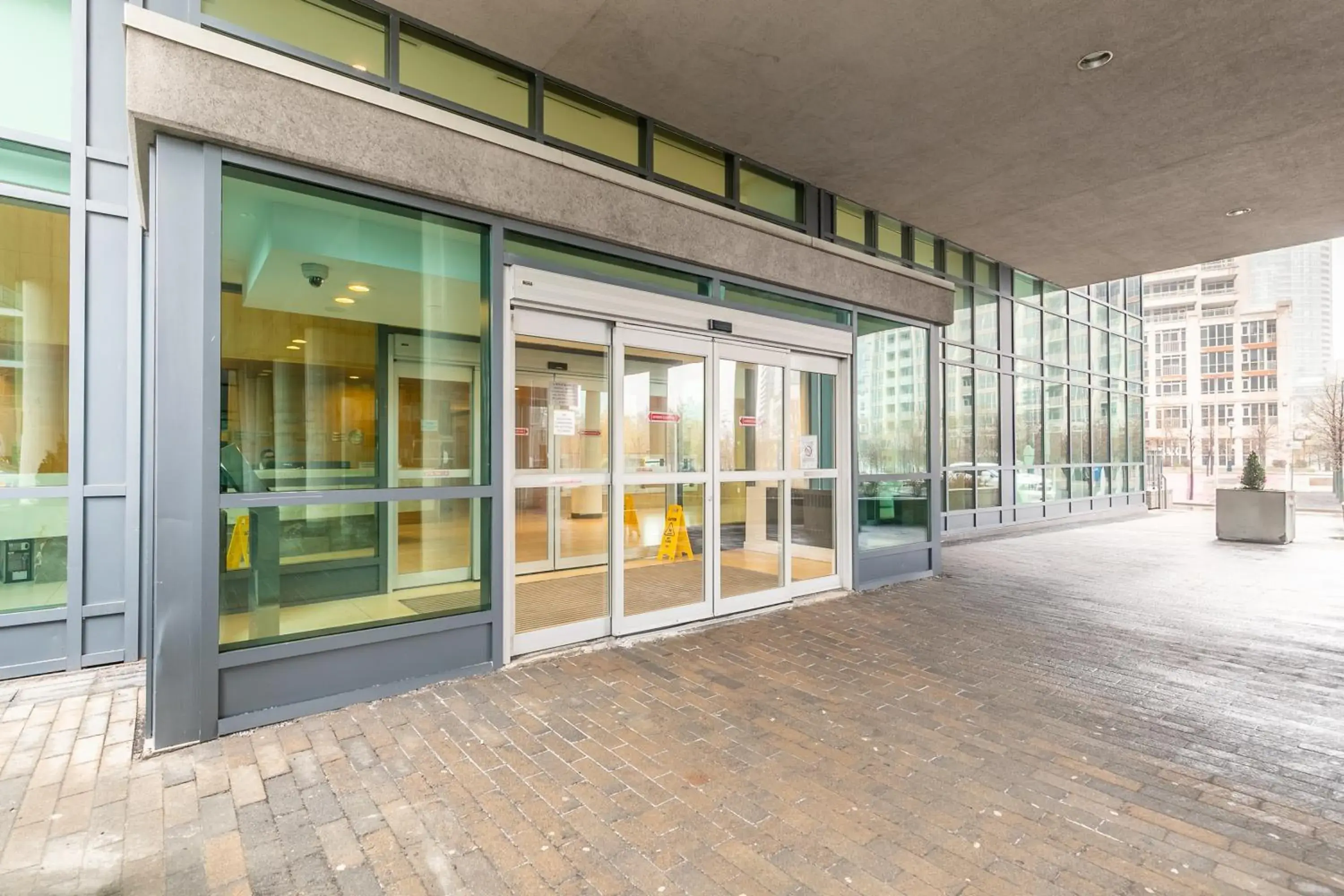 Facade/entrance in GLOBALSTAY Magnificent Condos in DT Facade/entrance in GLOBALSTAY Magnificent Condos in DT