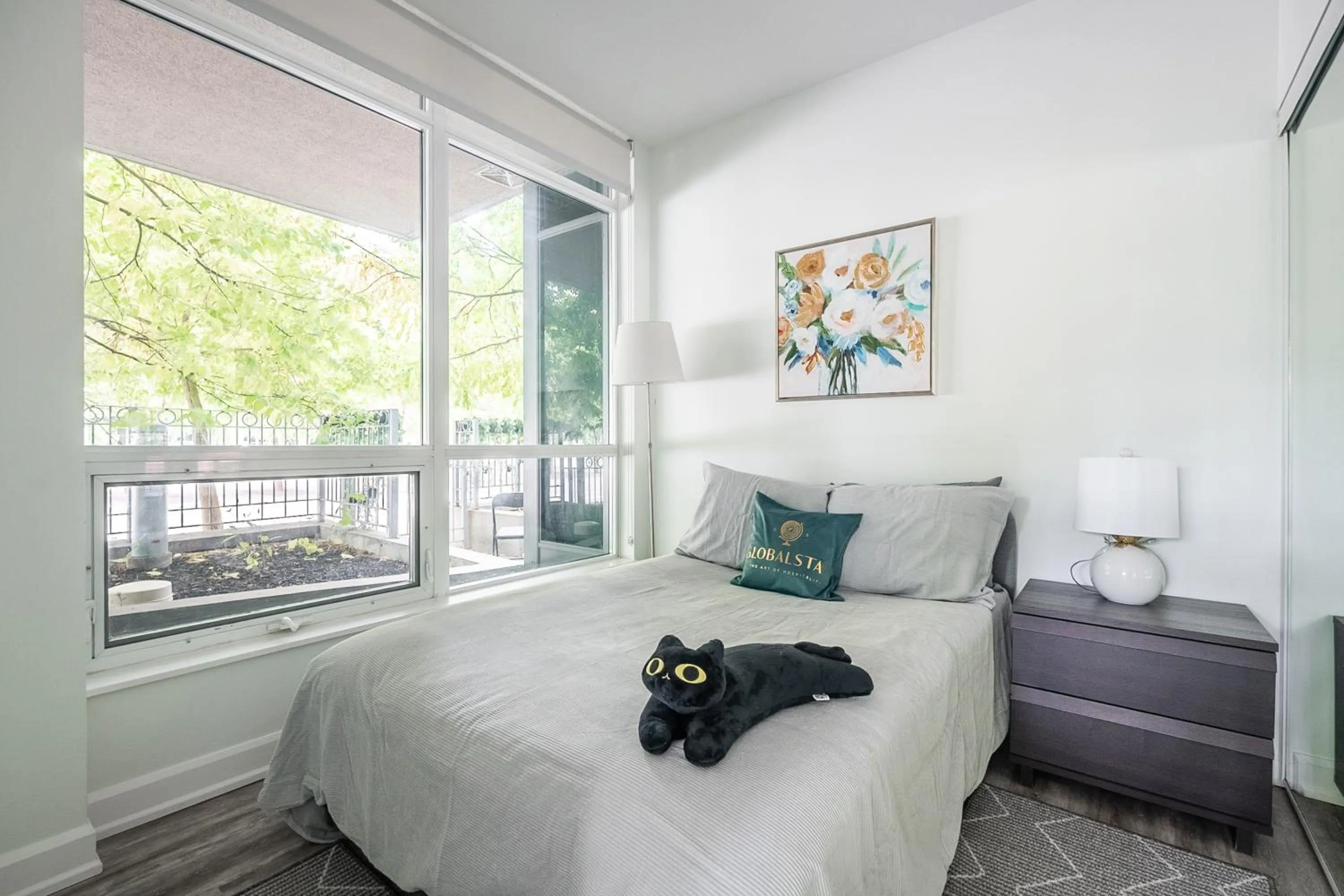 Bed in GLOBALSTAY Magnificent Condos in DT