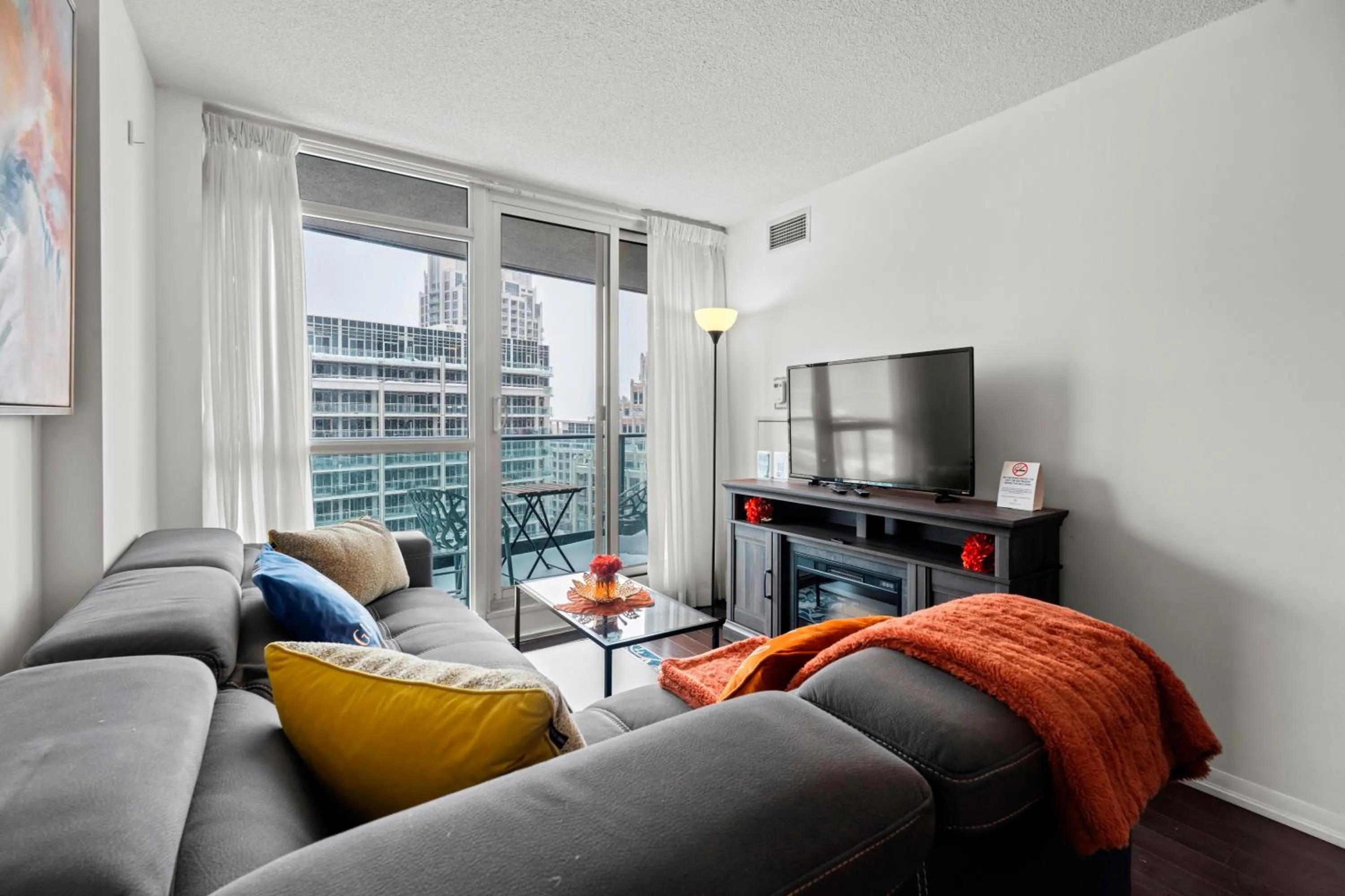 TV and multimedia in GLOBALSTAY Magnificent Condos in DT