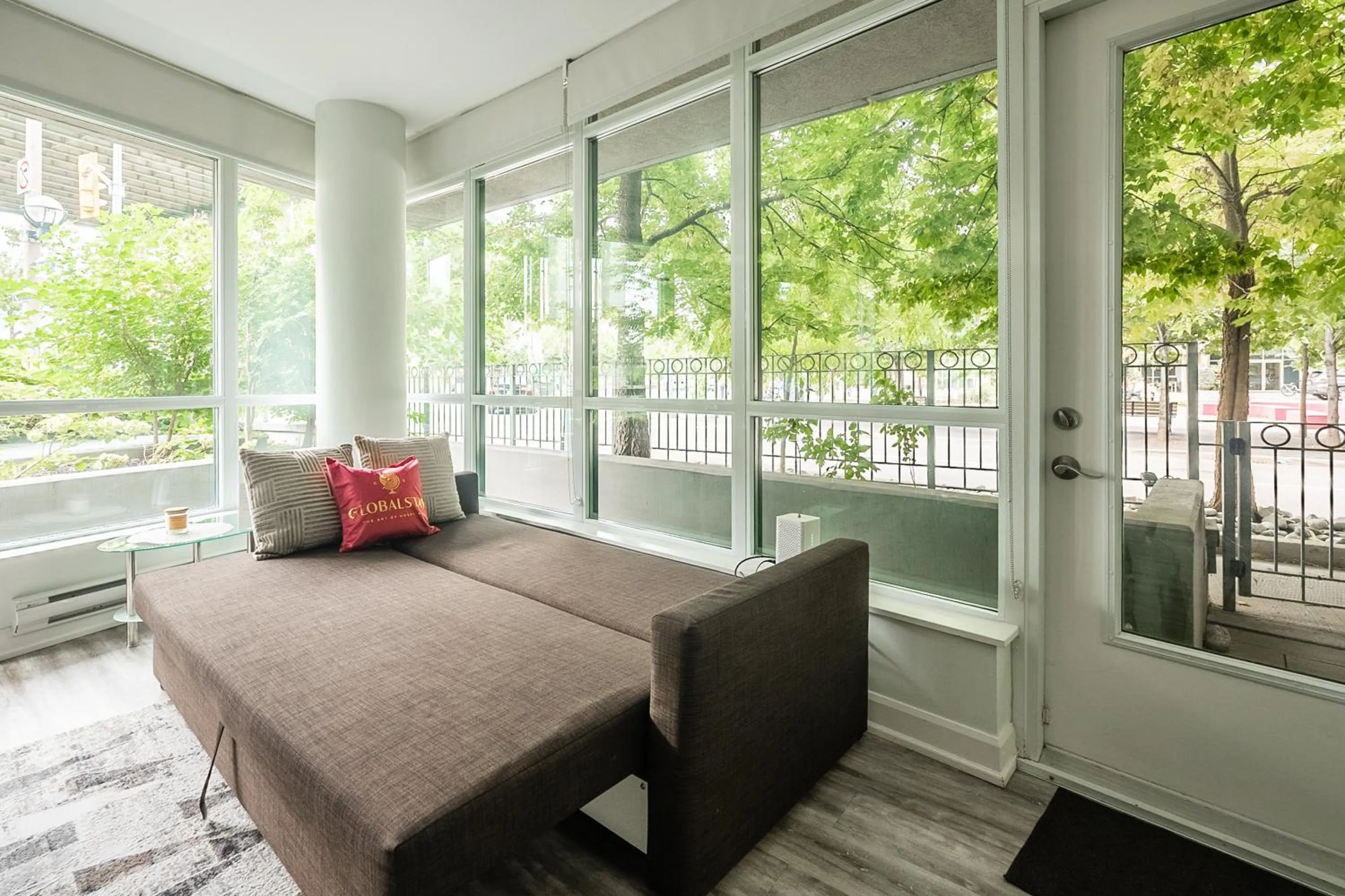 View (from property/room), Bed in GLOBALSTAY Magnificent Condos in DT