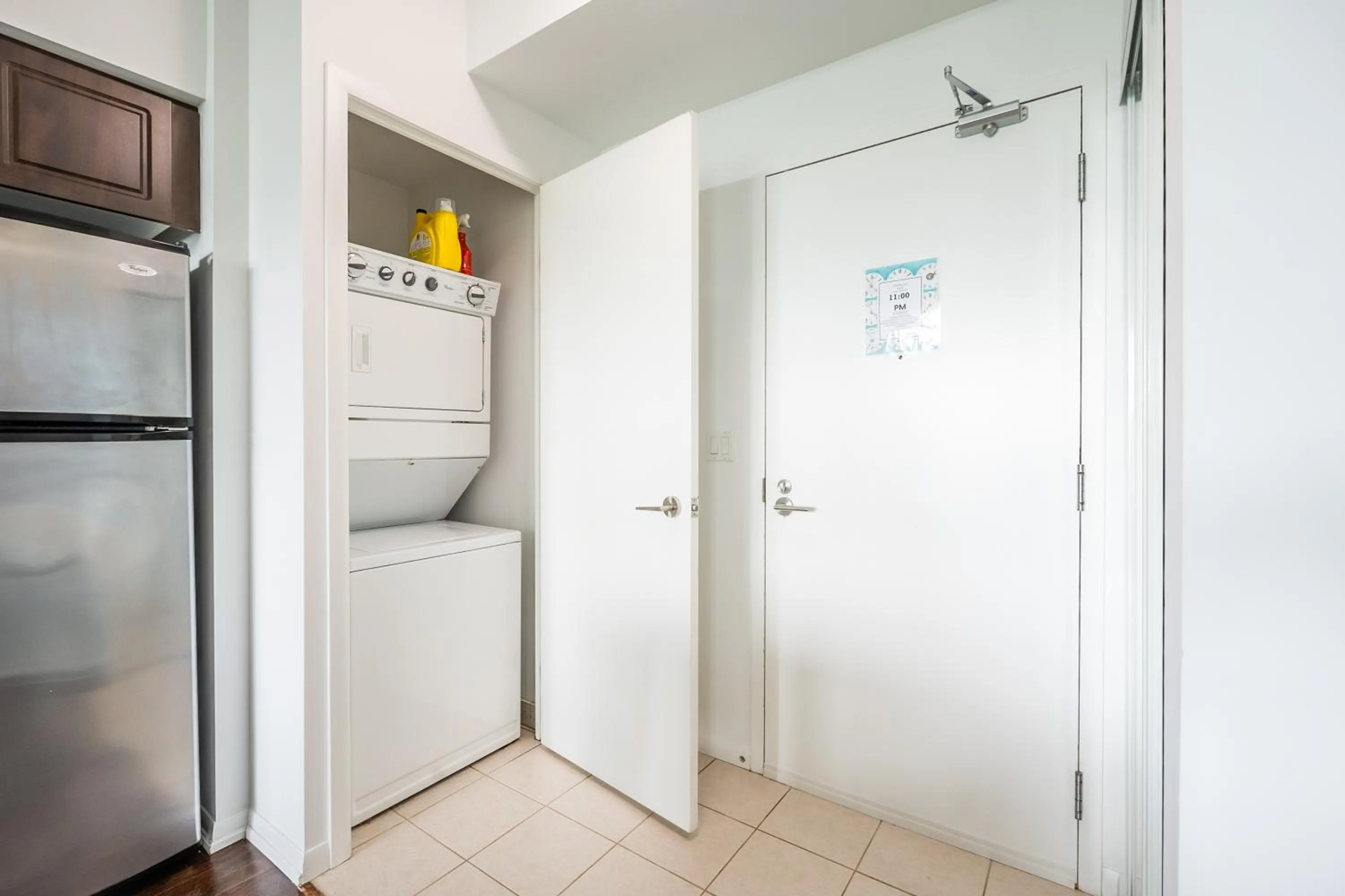 laundry in GLOBALSTAY Magnificent Condos in DT