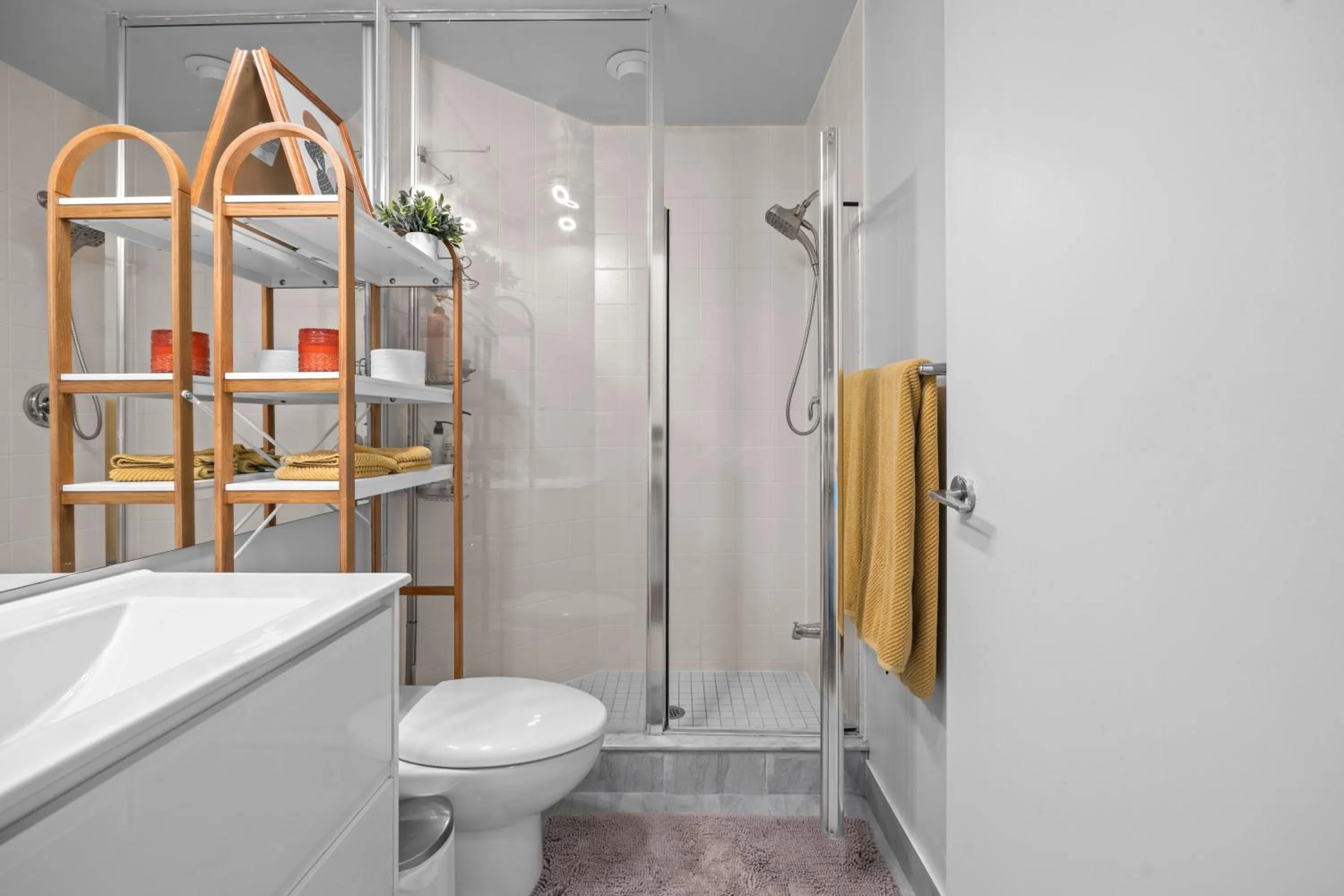 Bathroom in GLOBALSTAY Magnificent Condos in DT