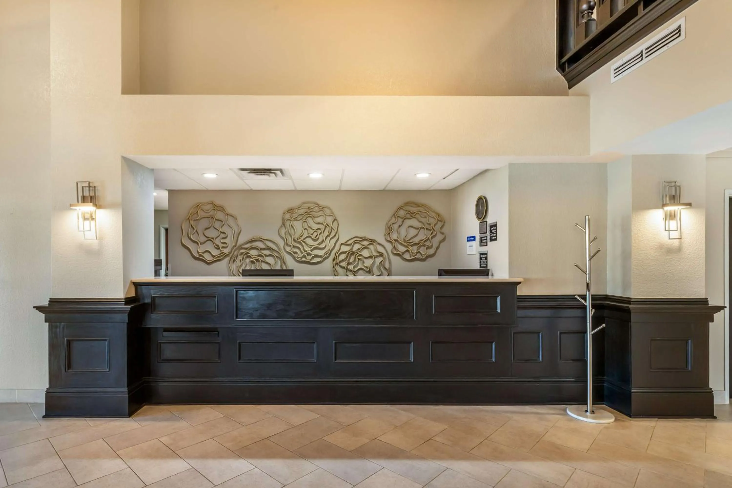 Lobby or reception in Best Western Prime Inn & Suites