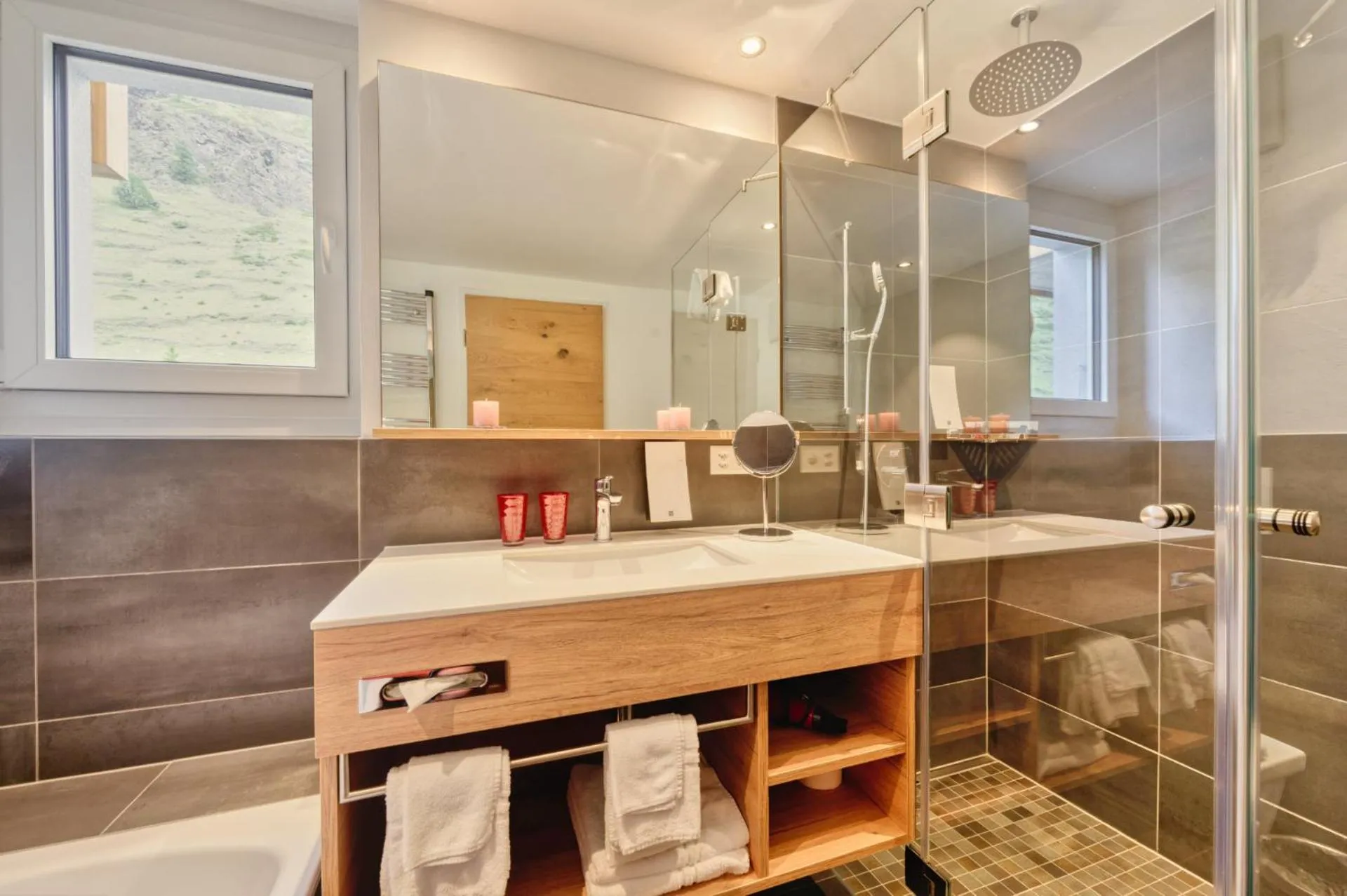 Bathroom in Naco Aparthotel by Arca Spa