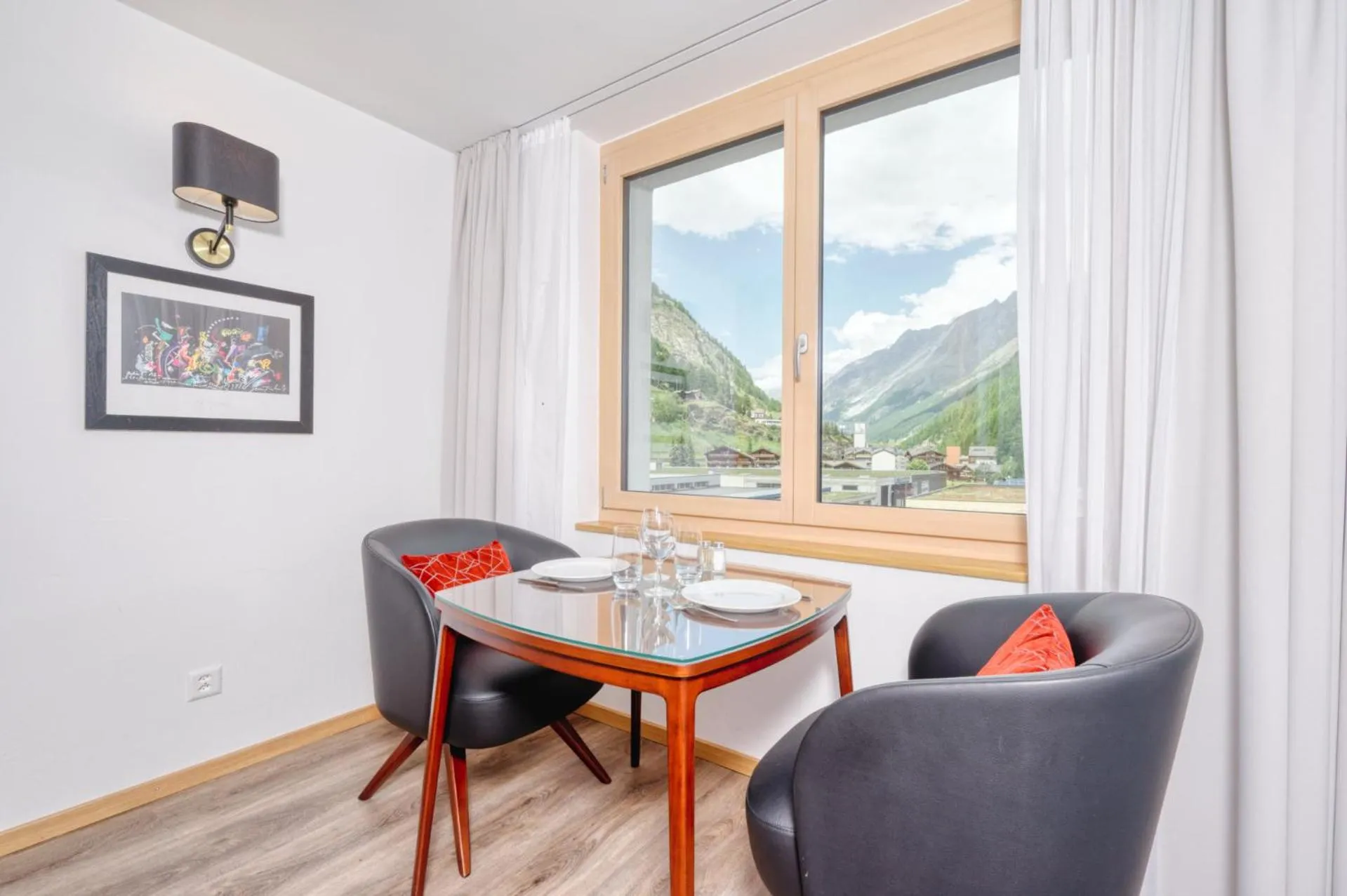 Dining area in Naco Aparthotel by Arca Spa