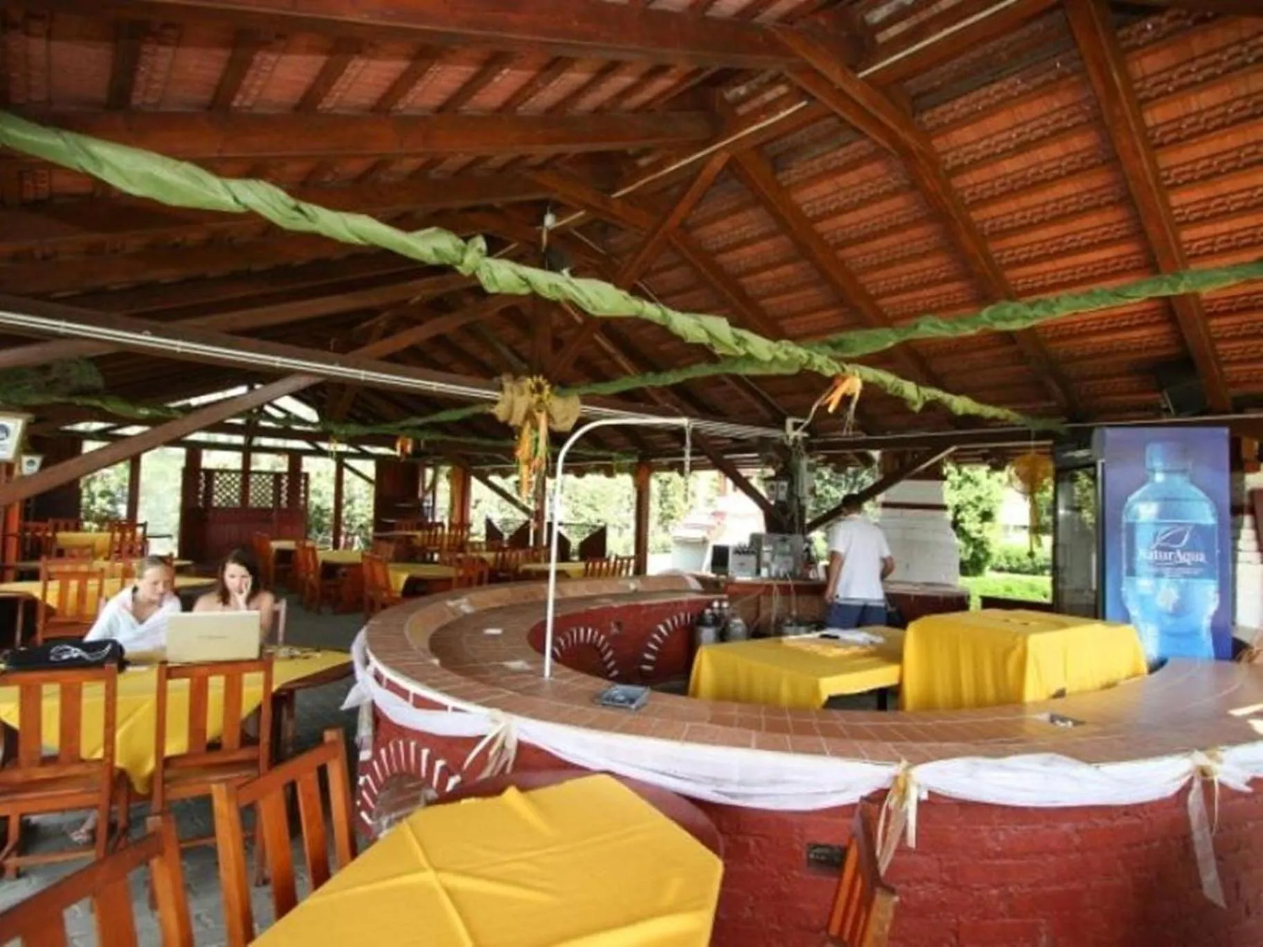 Restaurant/places to eat in Piknik Wellness Hotel