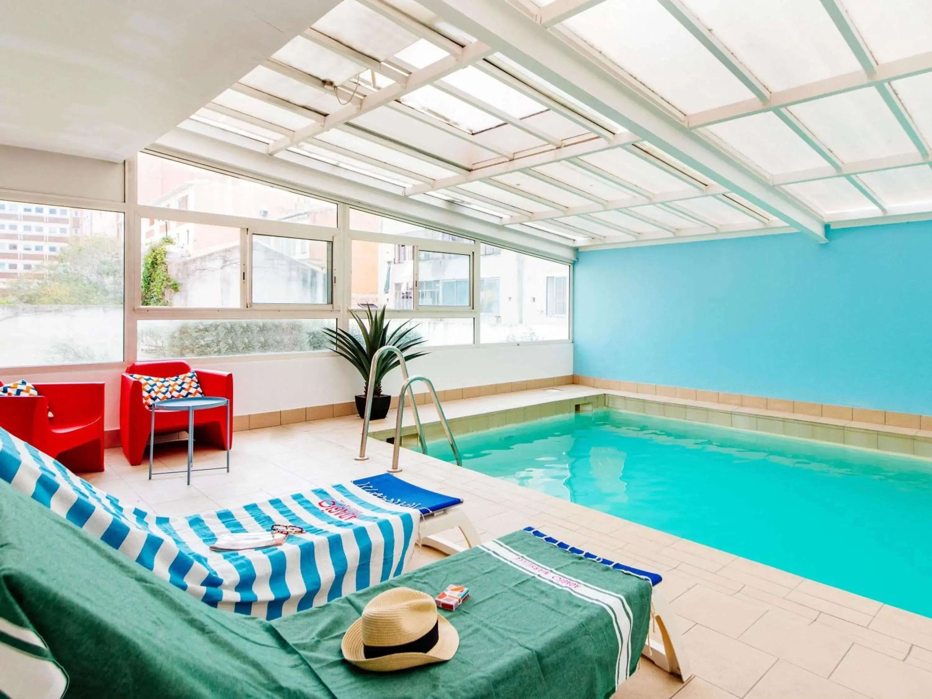 Property building in Aparthotel Adagio Access Marseille Prado Périer Property building in Aparthotel Adagio Access Marseille Prado Périer