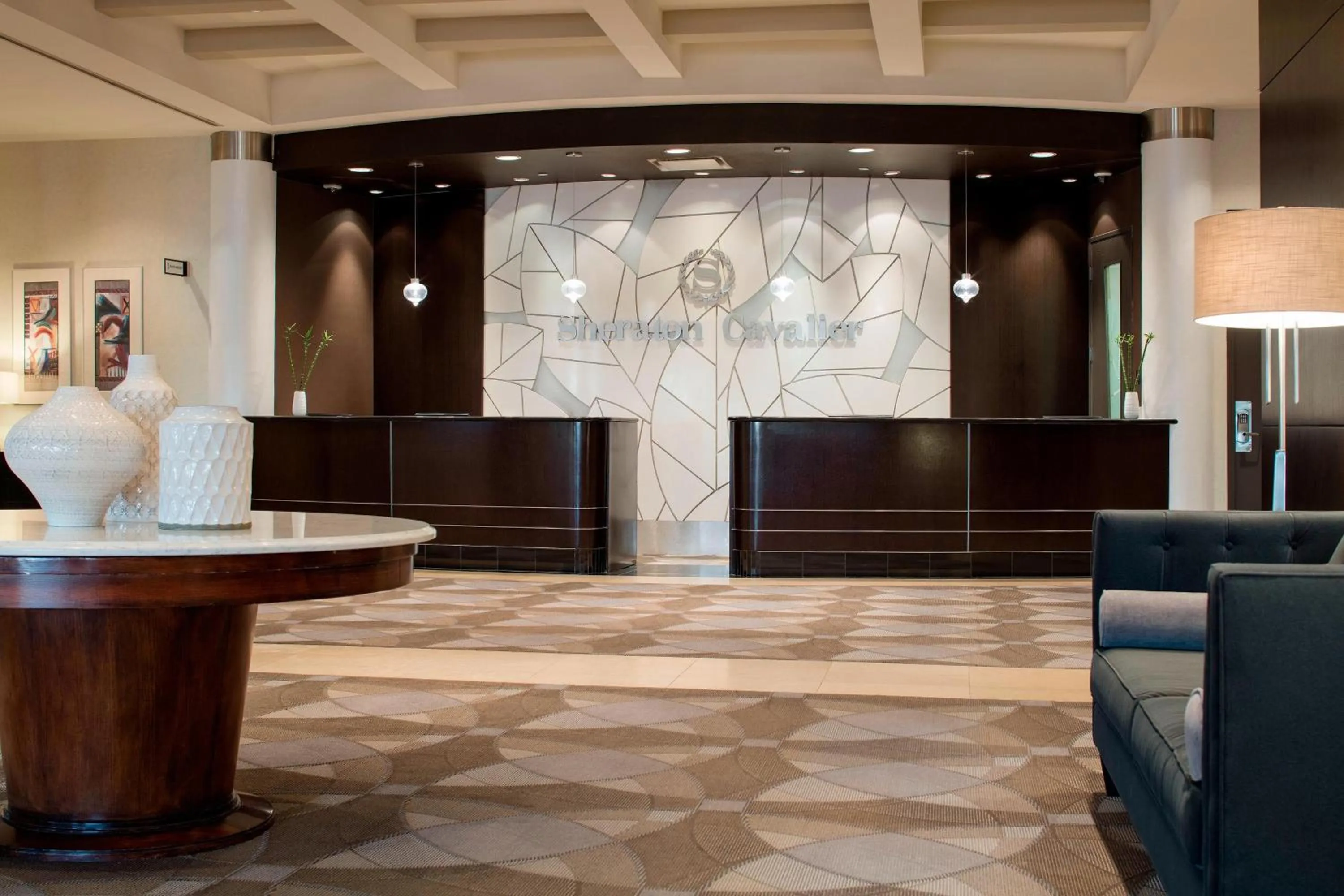 Lobby or reception in Sheraton Cavalier Calgary Hotel