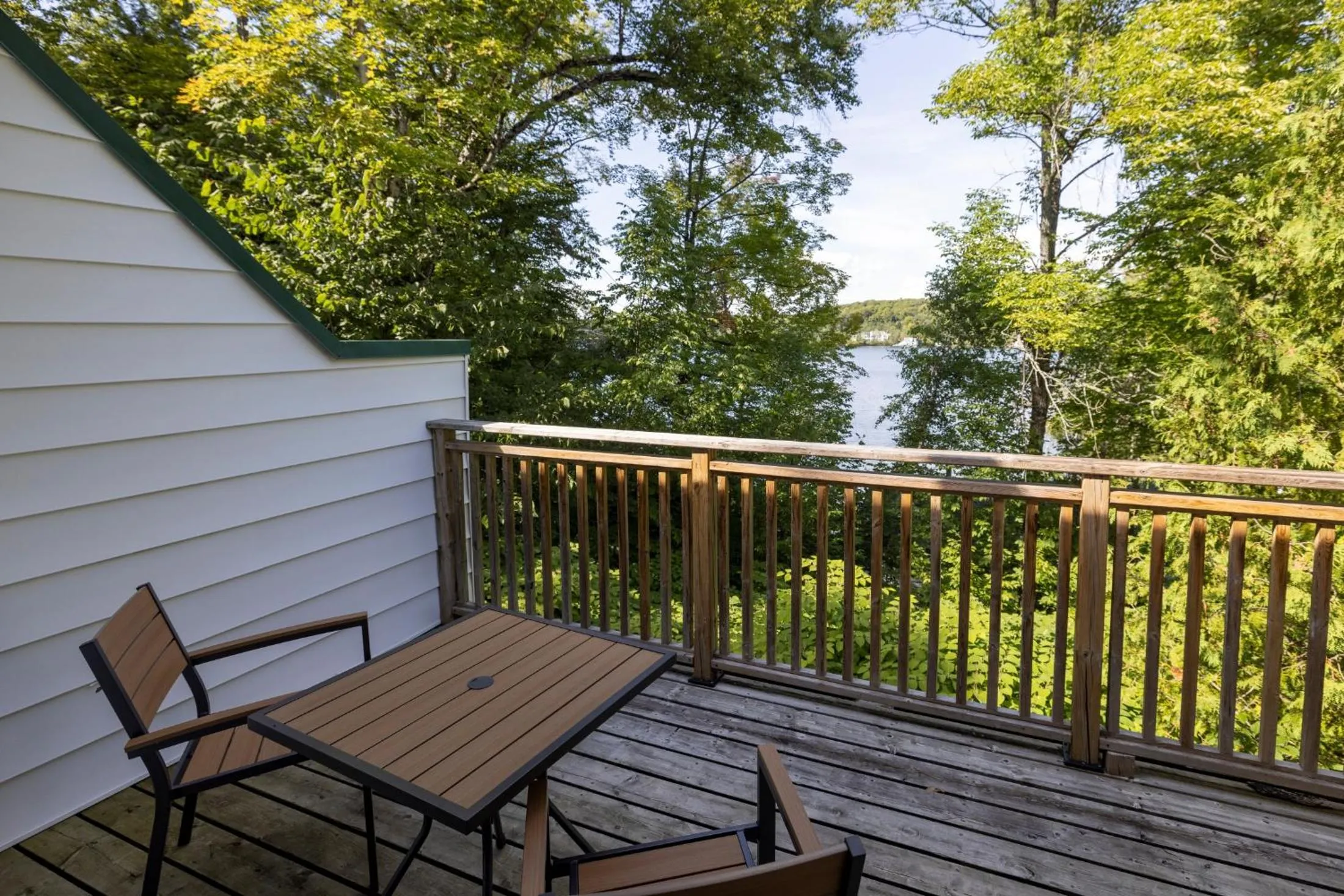 Balcony/Terrace in Sherwood Inn