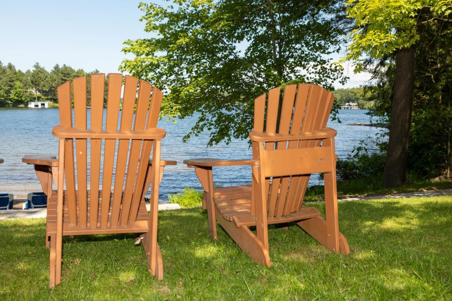 Lake view in Sherwood Inn