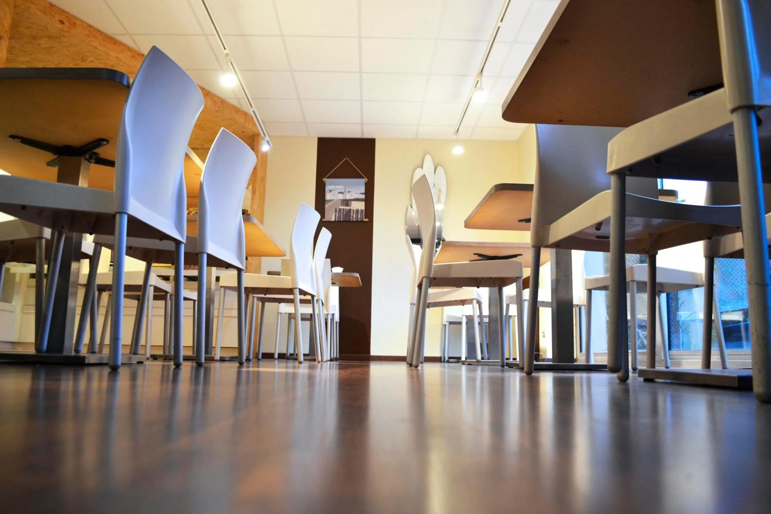 Breakfast in Brit Hotel Le Surcouf