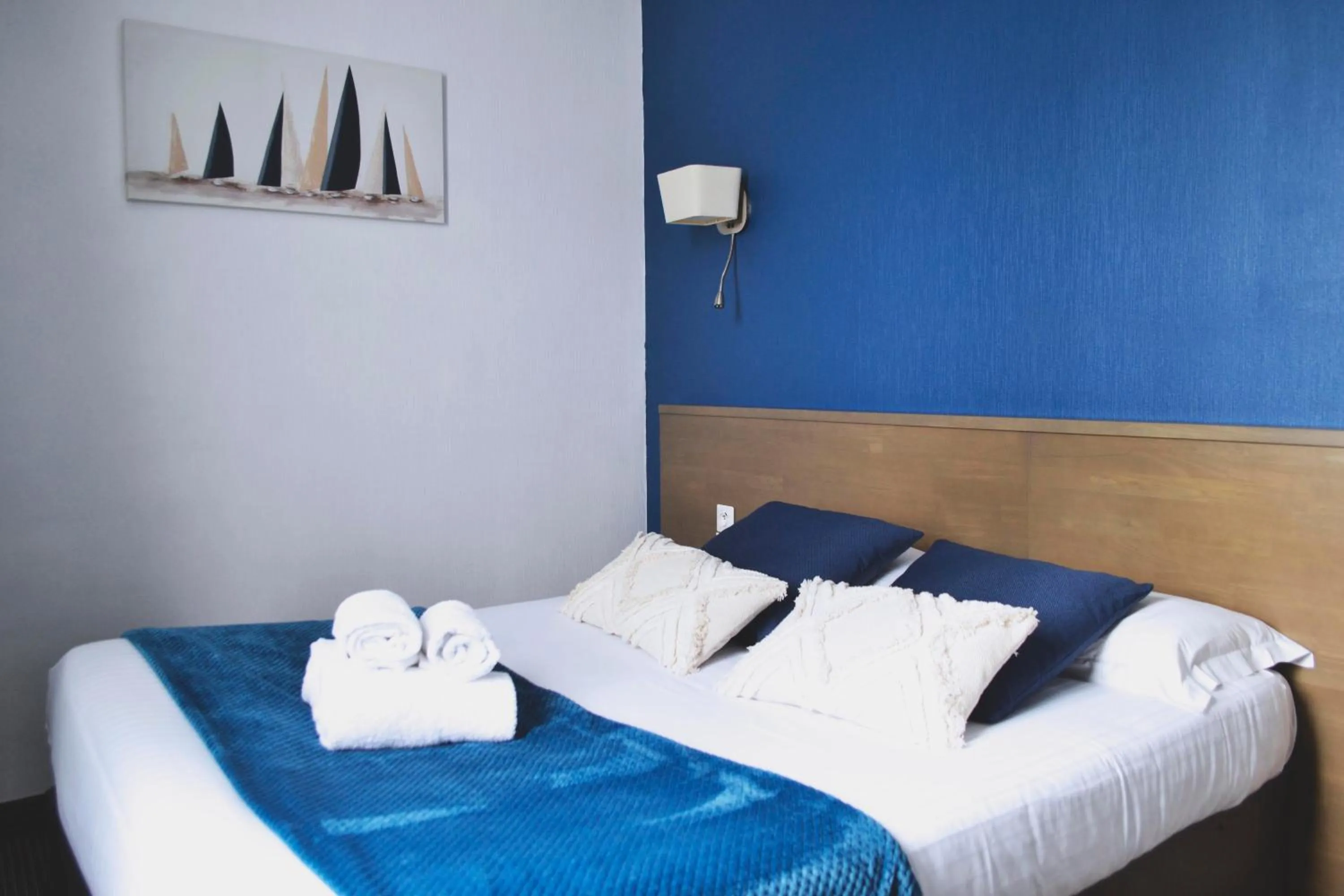 Bed in Brit Hotel Le Surcouf