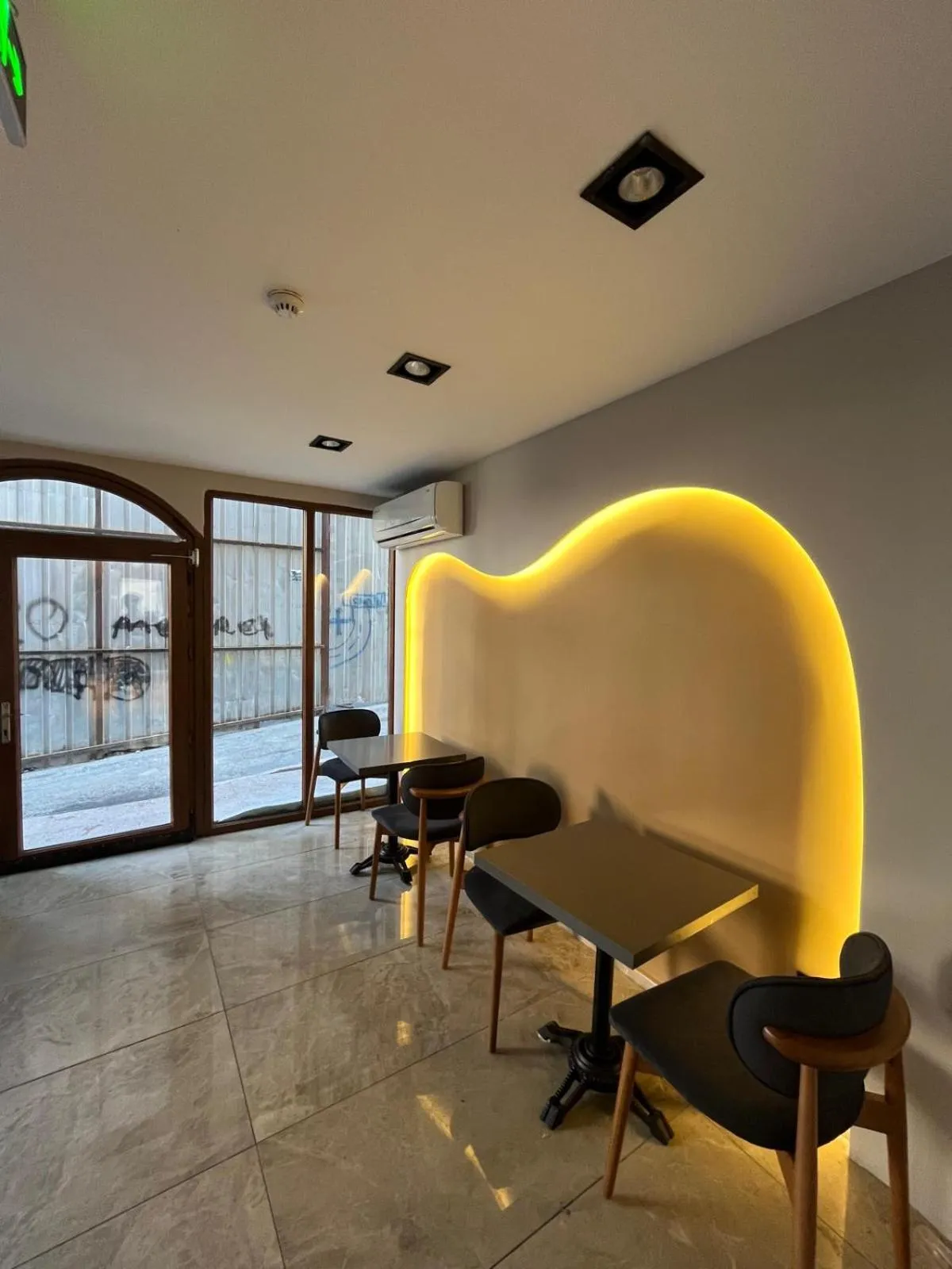 Living room in The Reina Hotel