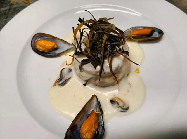 Restaurant/places to eat in HOTEL SOLARIS