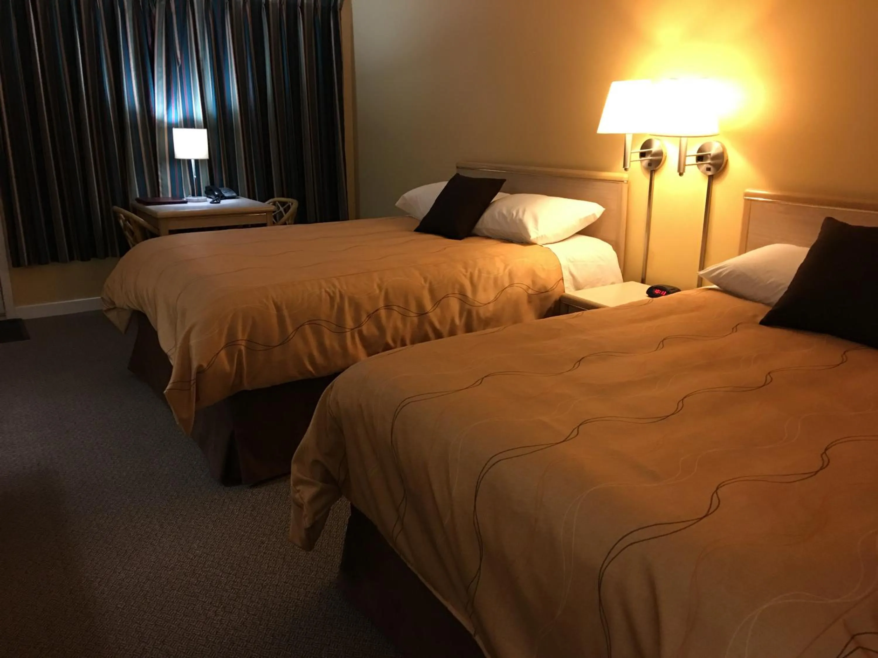 Family Room in Westwood Motel 100 Mile House