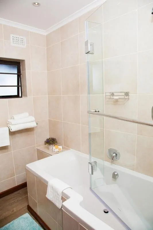 WarmKaros Bed & Breakfast