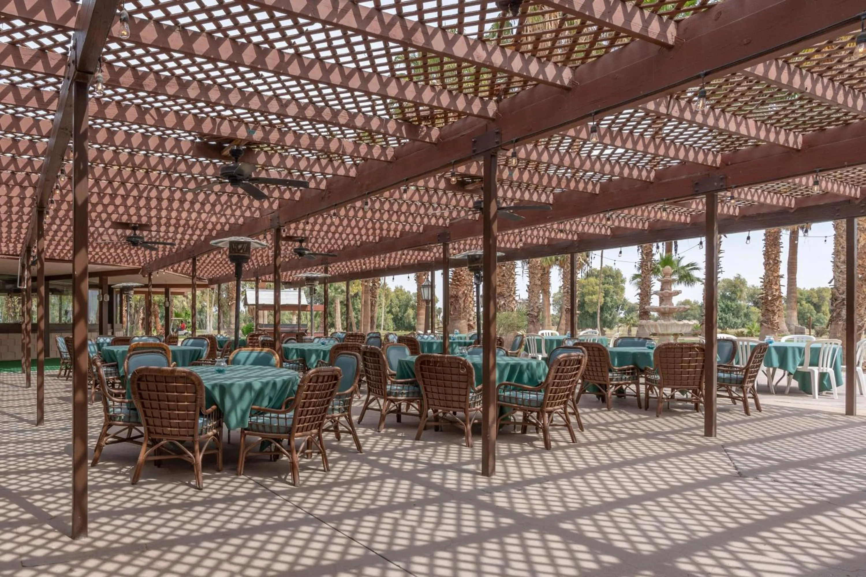 Property building, Restaurant/Places to Eat in Ramada by Wyndham Holtville