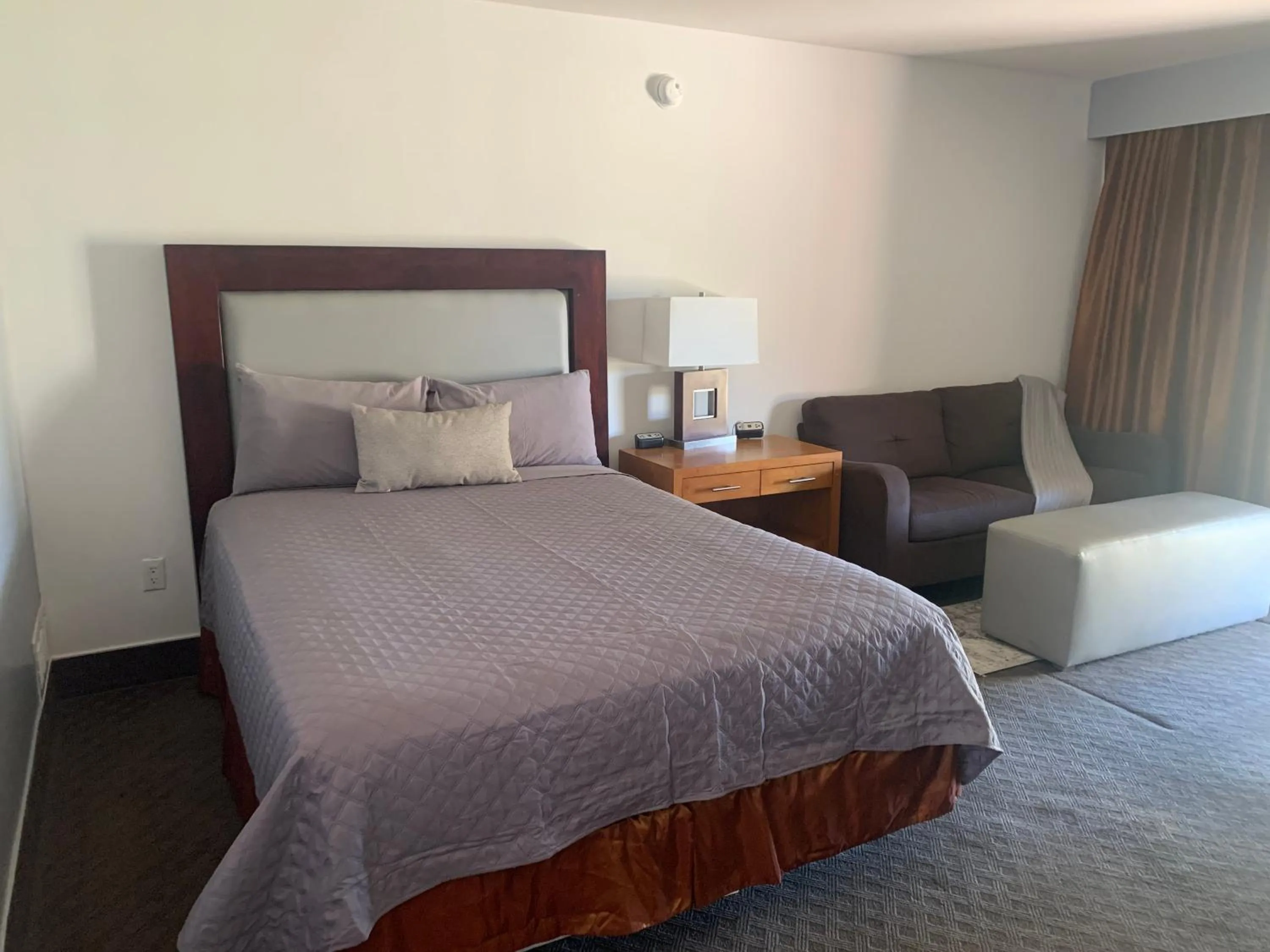 Bedroom in Ramada by Wyndham Holtville