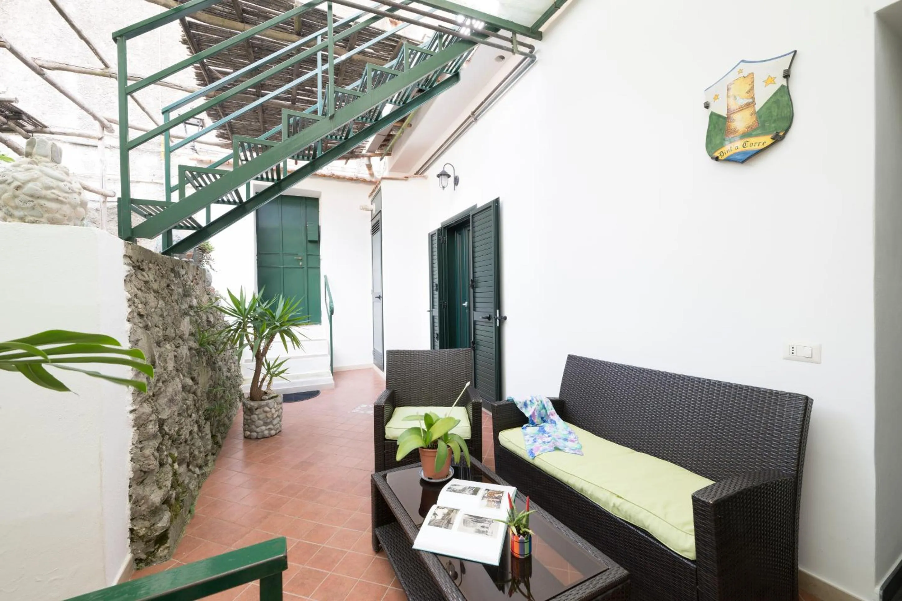 Communal lounge/ TV room in Dint'a Torre Bed and Breakfast