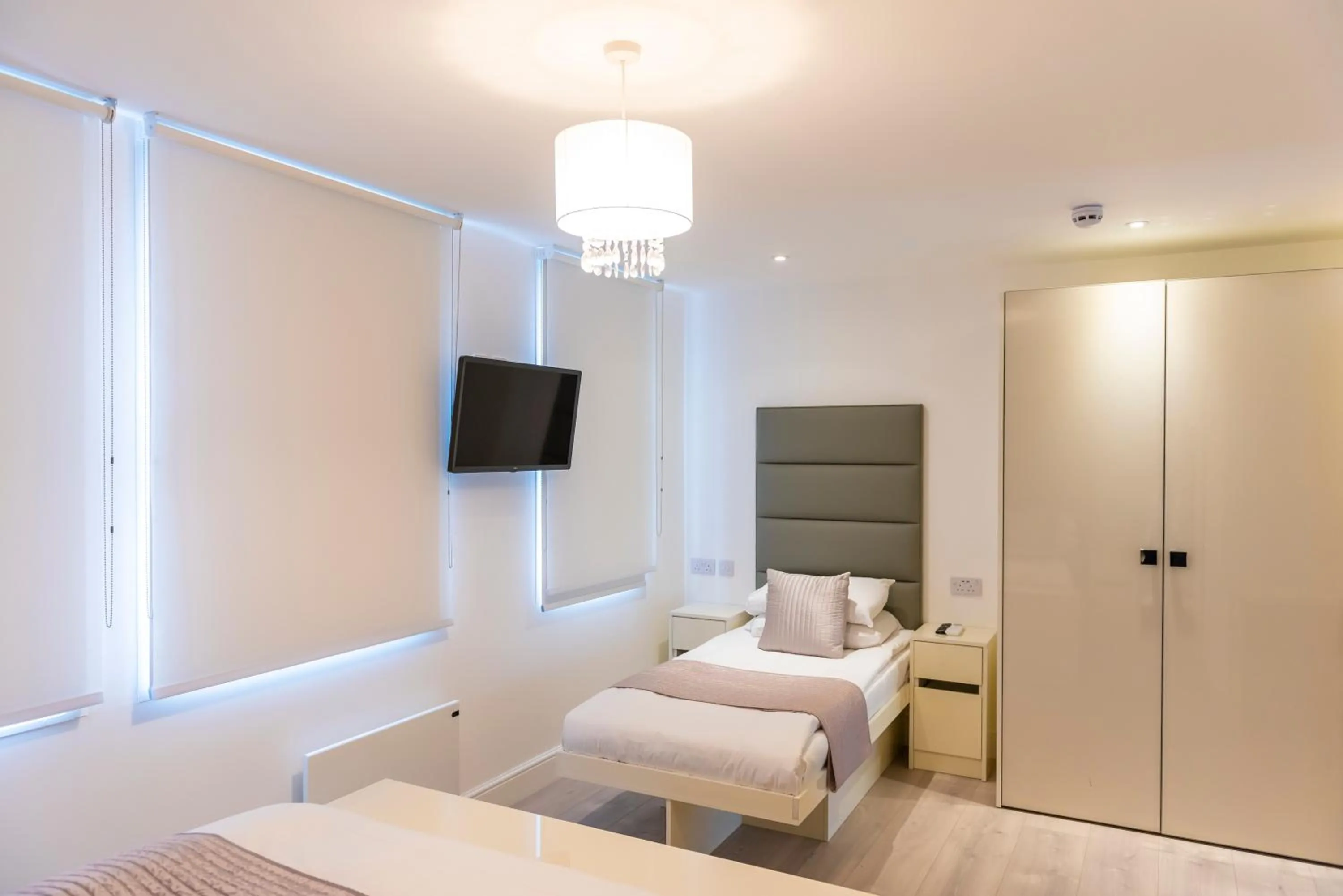 TV and multimedia, Bed in Messina Studios