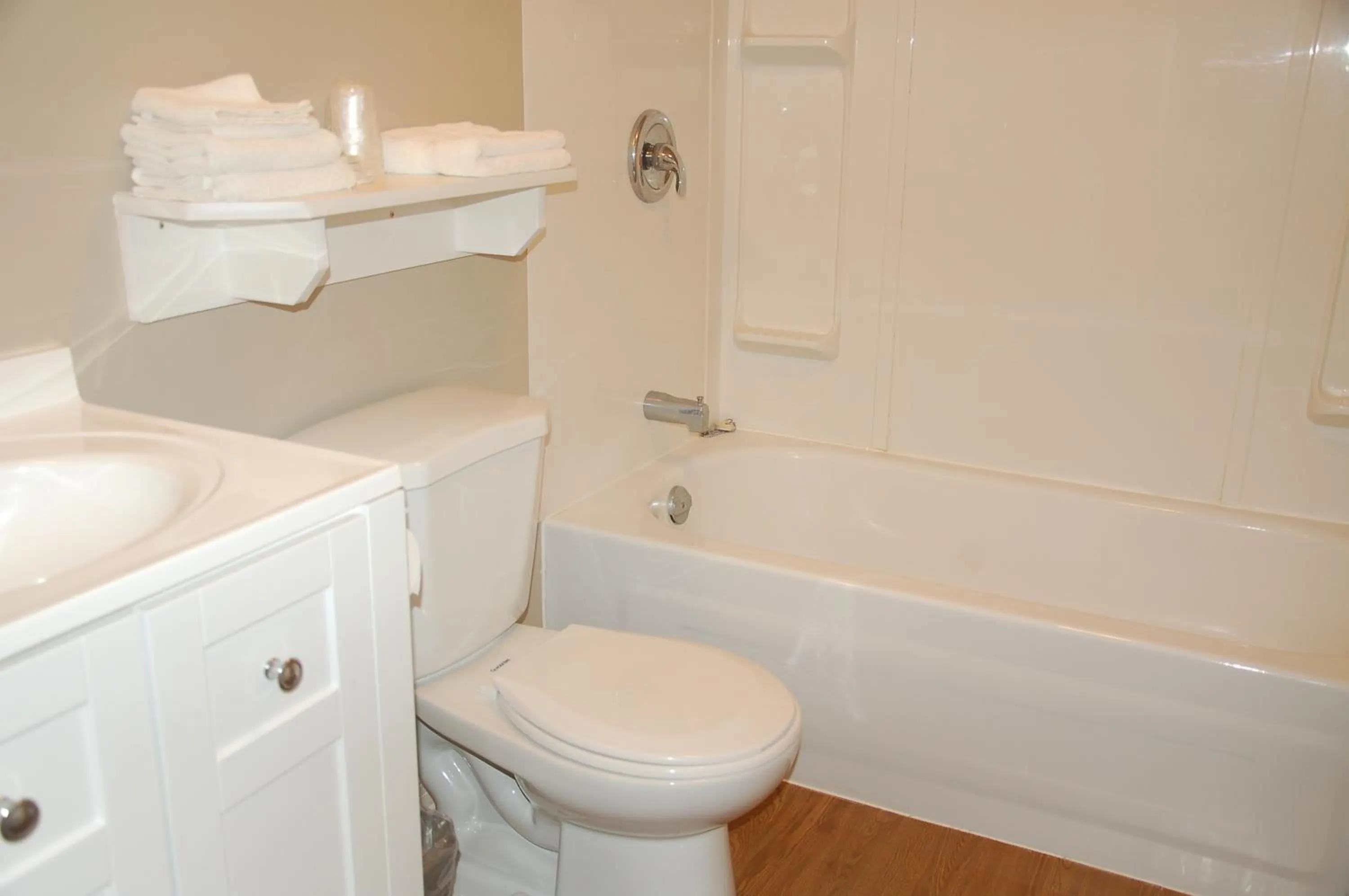 Bathroom in Stardust Motel