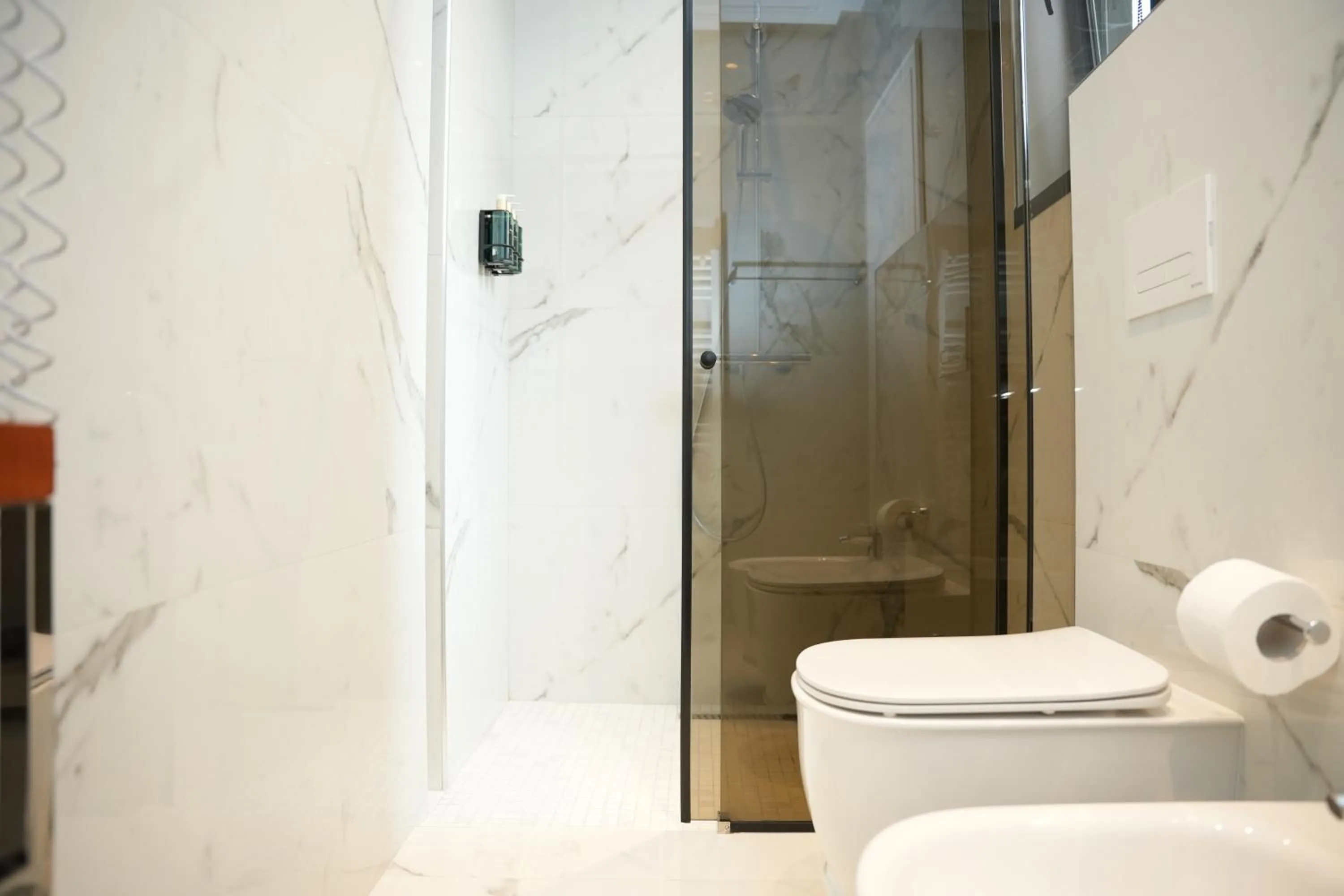 Shower in La Suite Boutique Hotel