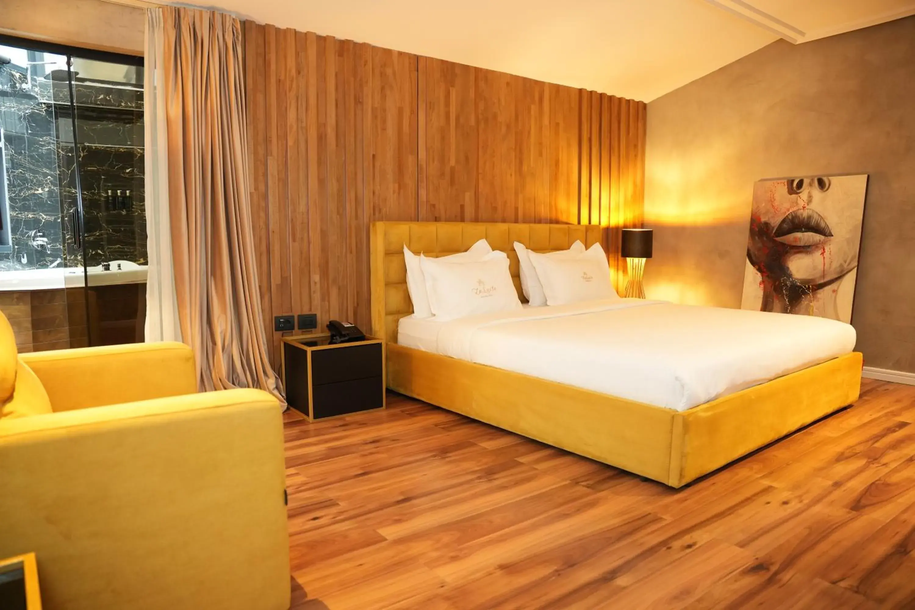 Superior King Room - single occupancy in La Suite Boutique Hotel Superior King Room - single occupancy in La Suite Boutique Hotel