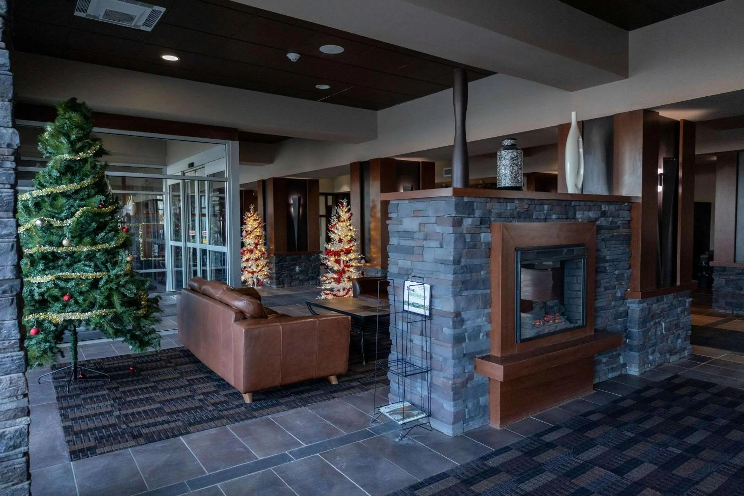 Lobby or reception in Radisson Hotel Fort St John