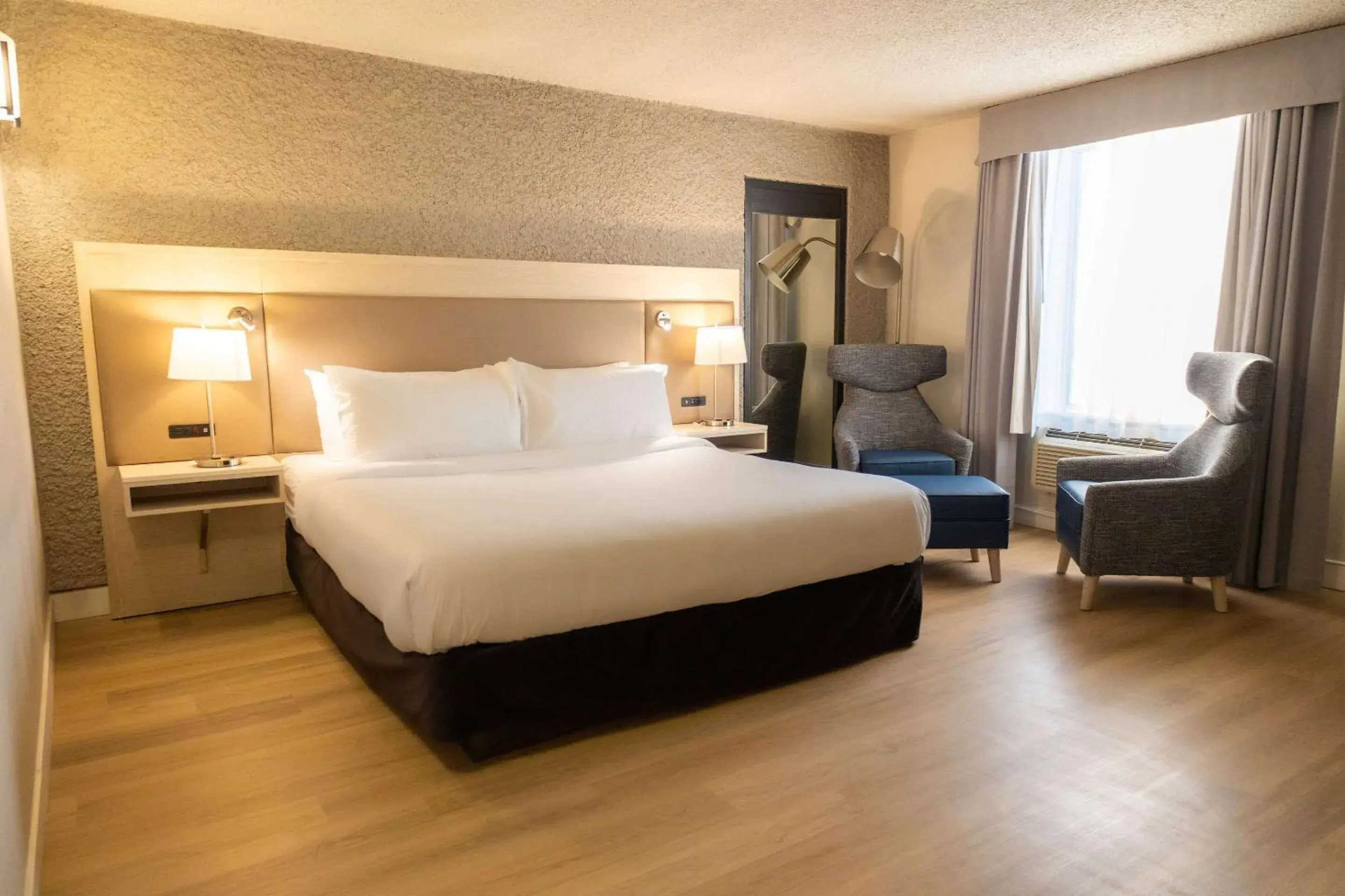 Bedroom, Bed in Radisson Hotel Fort St John Bedroom, Bed in Radisson Hotel Fort St John