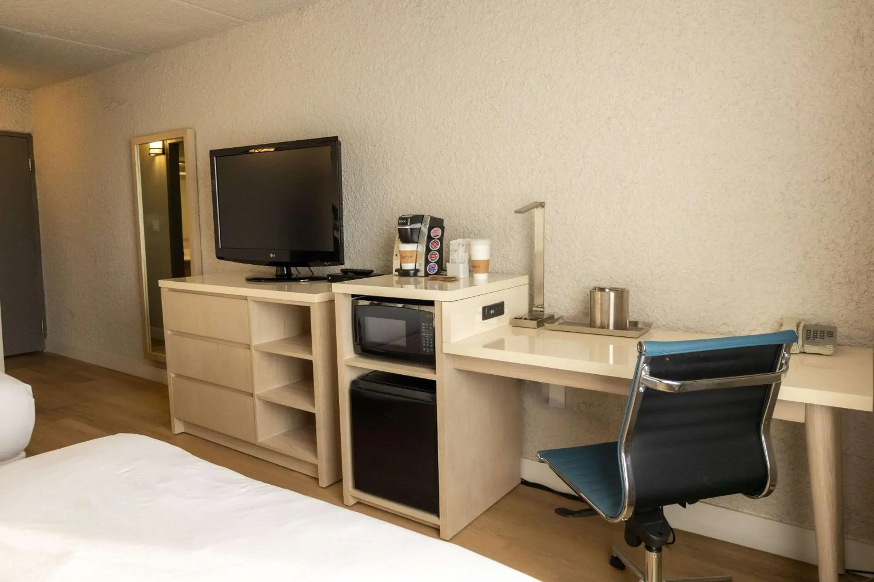 Bedroom, Bed in Radisson Hotel Fort St John Bedroom, Bed in Radisson Hotel Fort St John