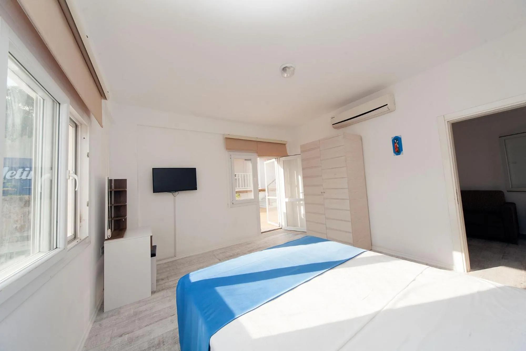 Bed in Metins Gümüşlük