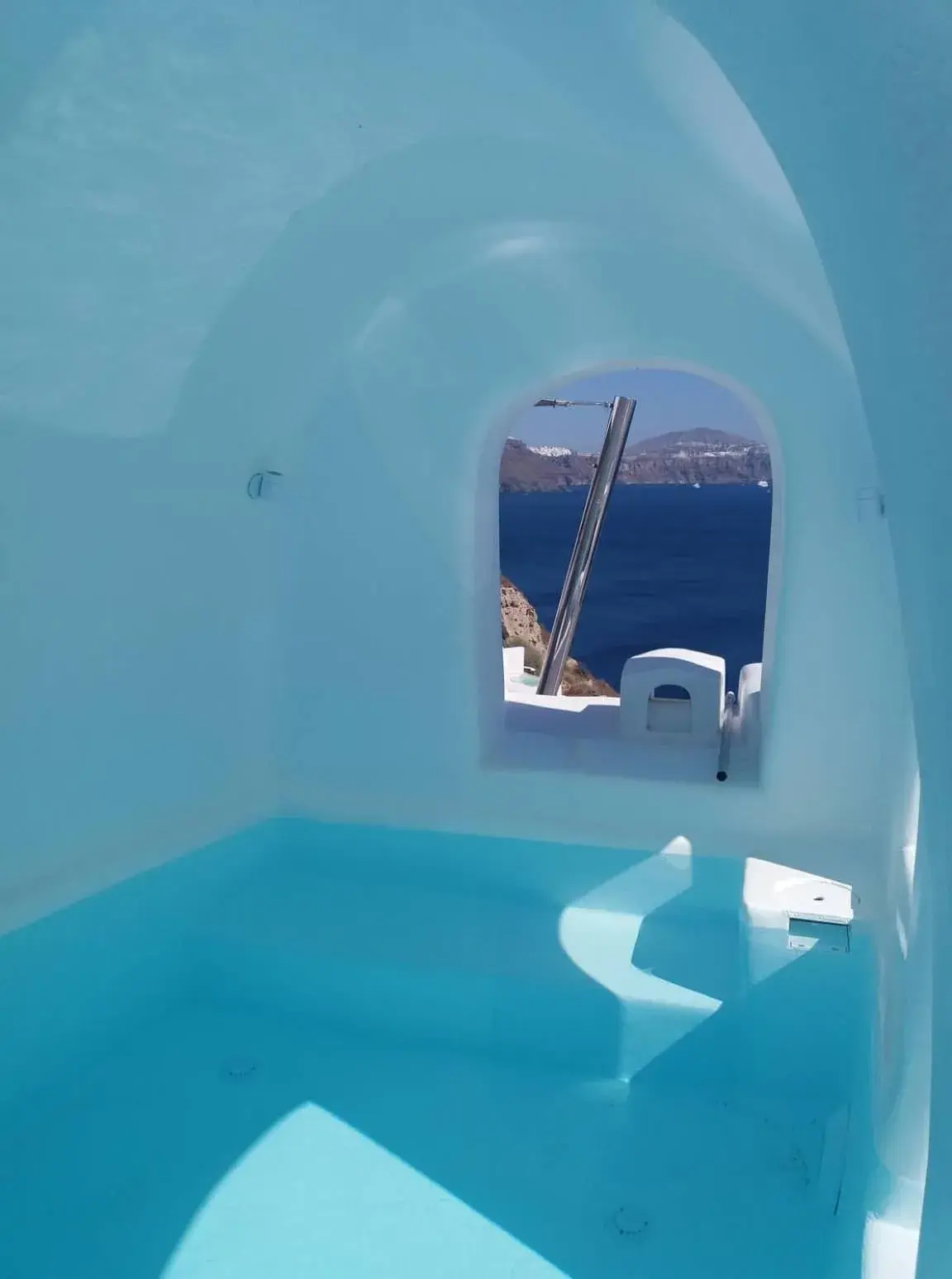 Swimming pool in Oia Spirit Boutique Residences Swimming pool in Oia Spirit Boutique Residences