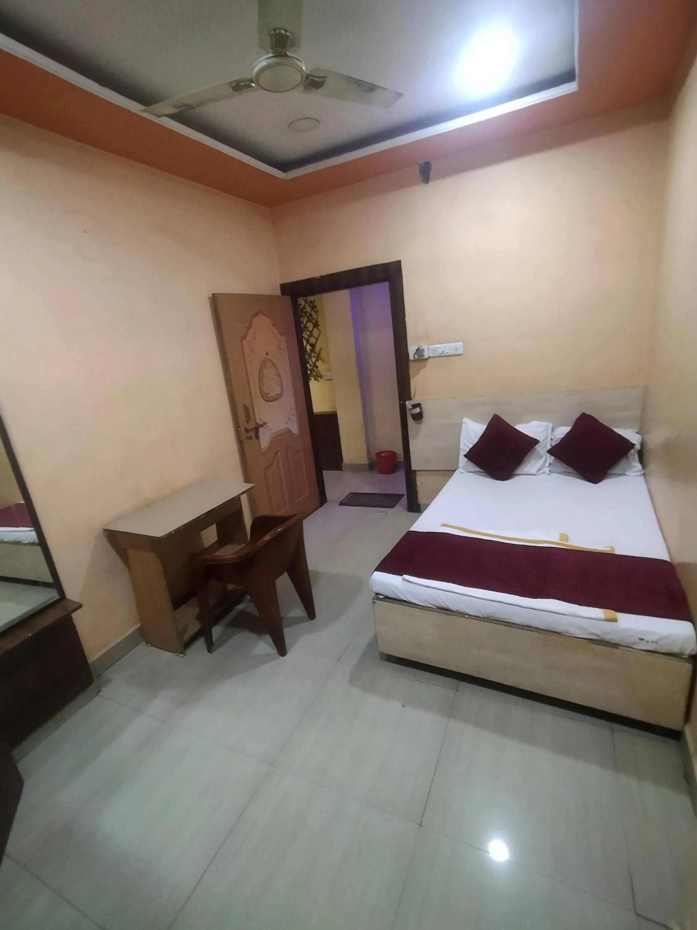 Photo of the whole room in Hotel Thakur Ji