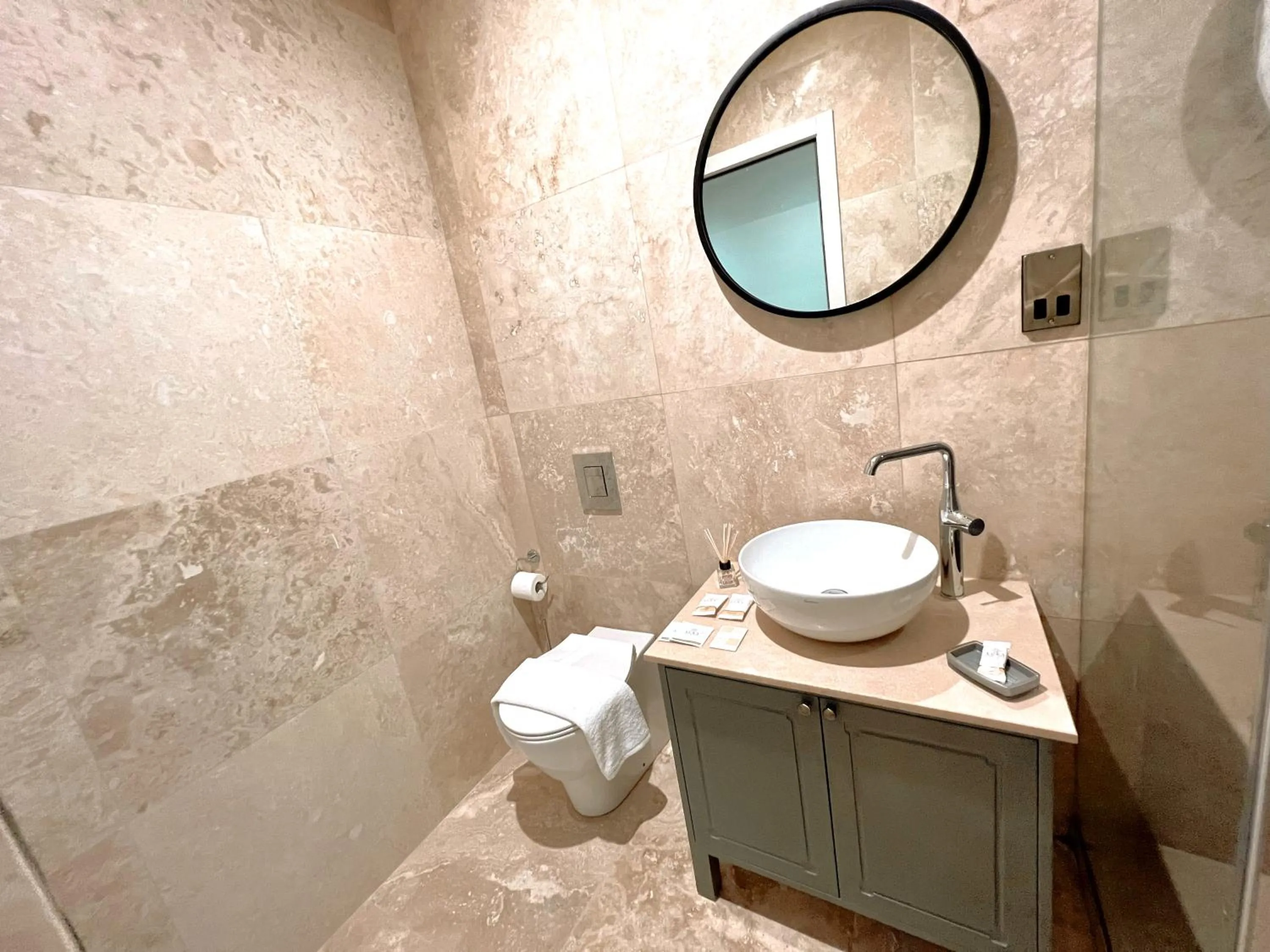 Bathroom in Independence MALTA APARTMENTS