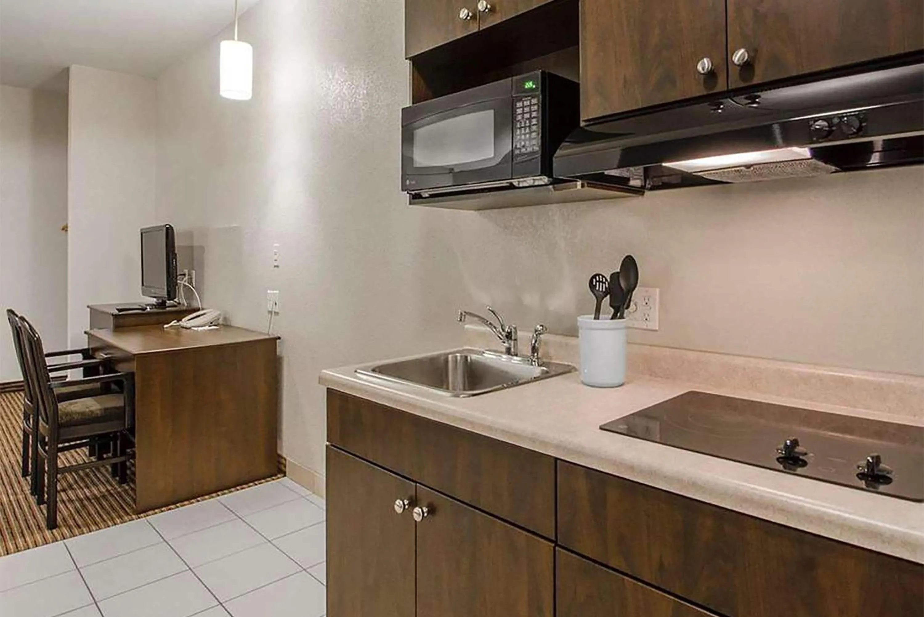 Photo of the whole room in Travelodge Suites by Wyndham Estevan