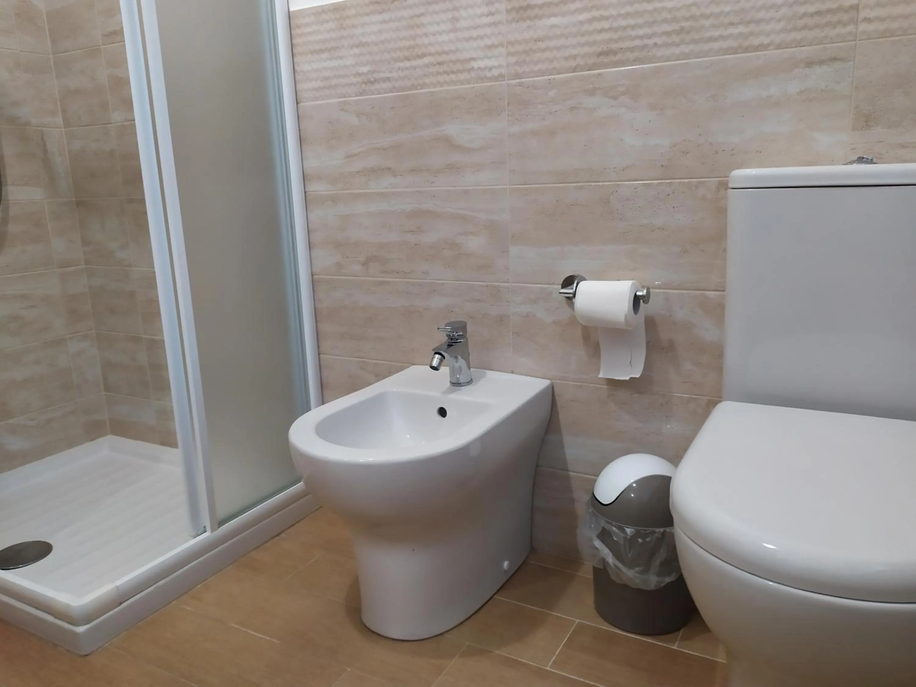 Shower in B&B Casa Valentina a Linguaglossa