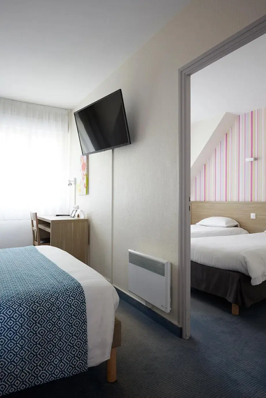 Bed in The Originals City, Hôtel Les Océanes, Lorient Bed in The Originals City, Hôtel Les Océanes, Lorient