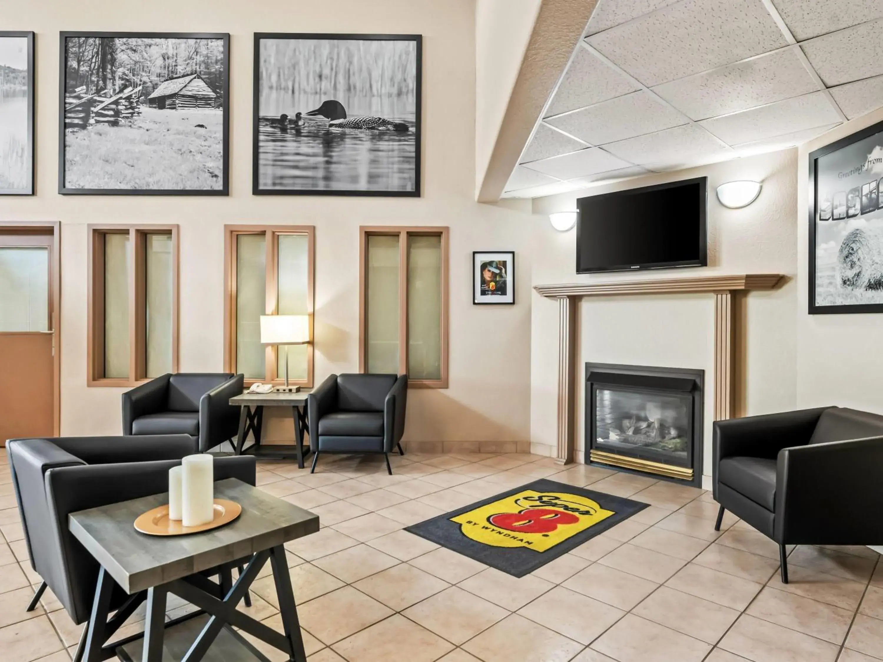 Lobby or reception in Super 8 by Wyndham Meadow Lake Lobby or reception in Super 8 by Wyndham Meadow Lake