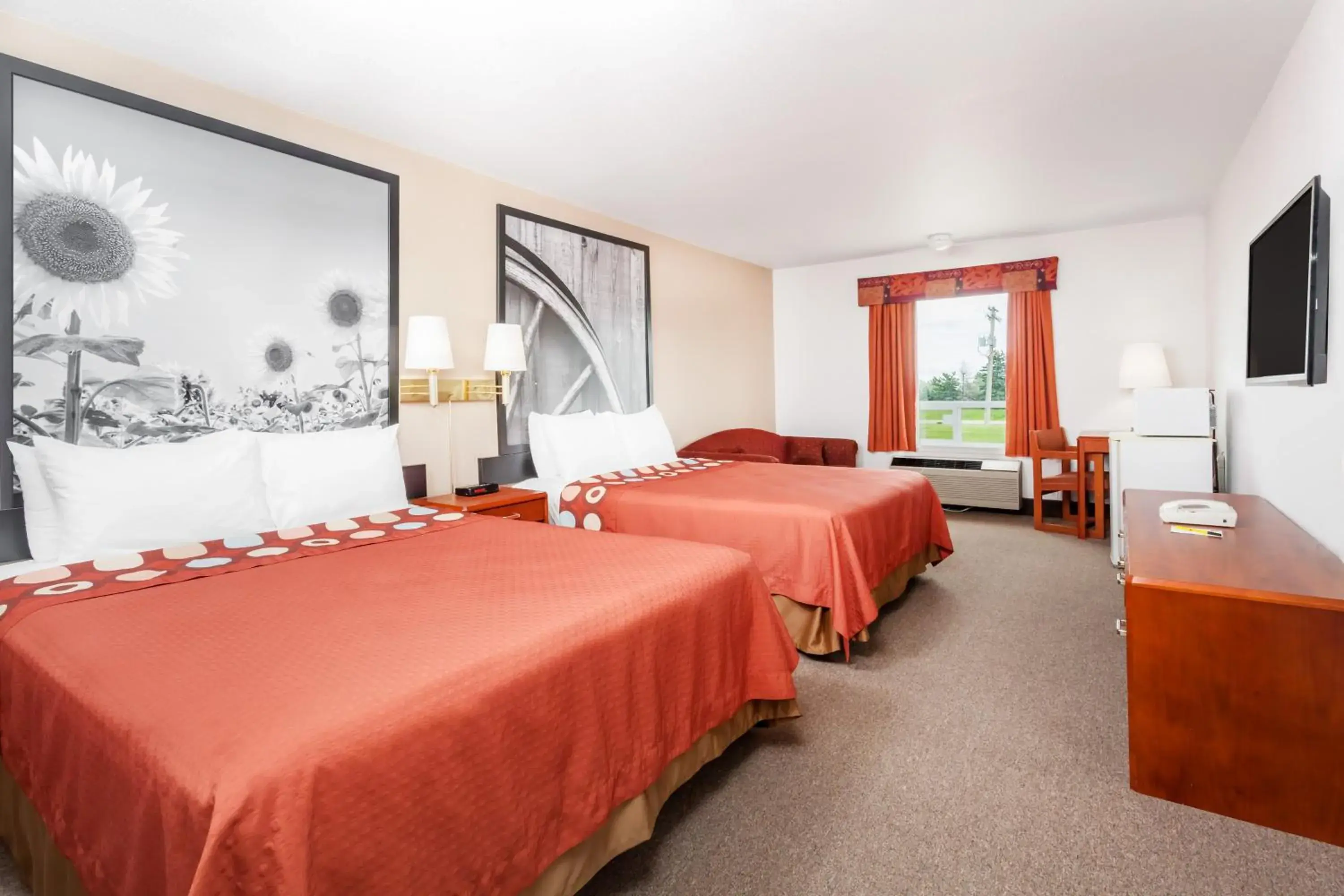 Deluxe Queen Room with Two Queen Beds - Non-Smoking in Super 8 by Wyndham Morden Deluxe Queen Room with Two Queen Beds - Non-Smoking in Super 8 by Wyndham Morden