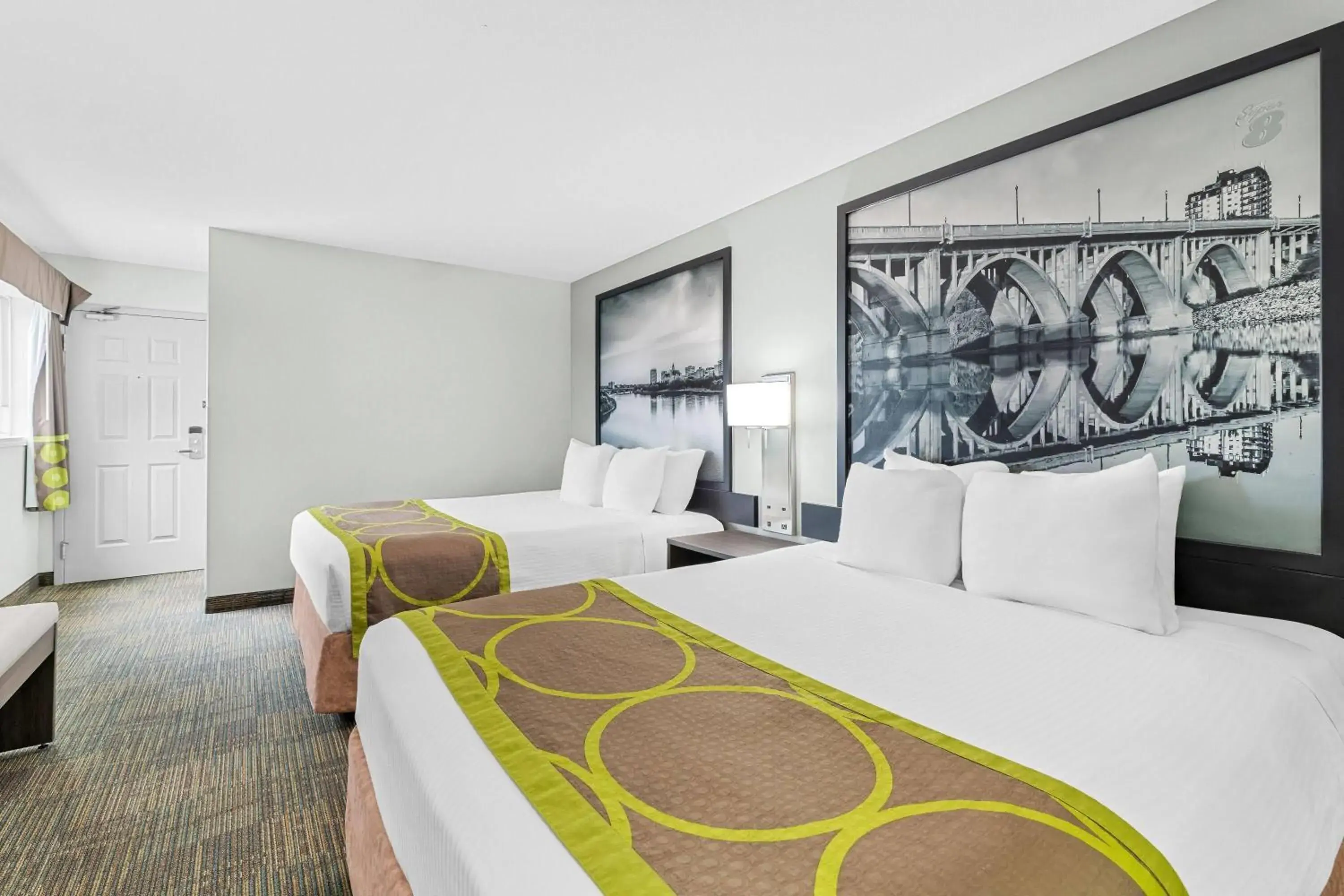 Bed in Super 8 by Wyndham Saskatoon Near Saskatoon Airport Bed in Super 8 by Wyndham Saskatoon Near Saskatoon Airport